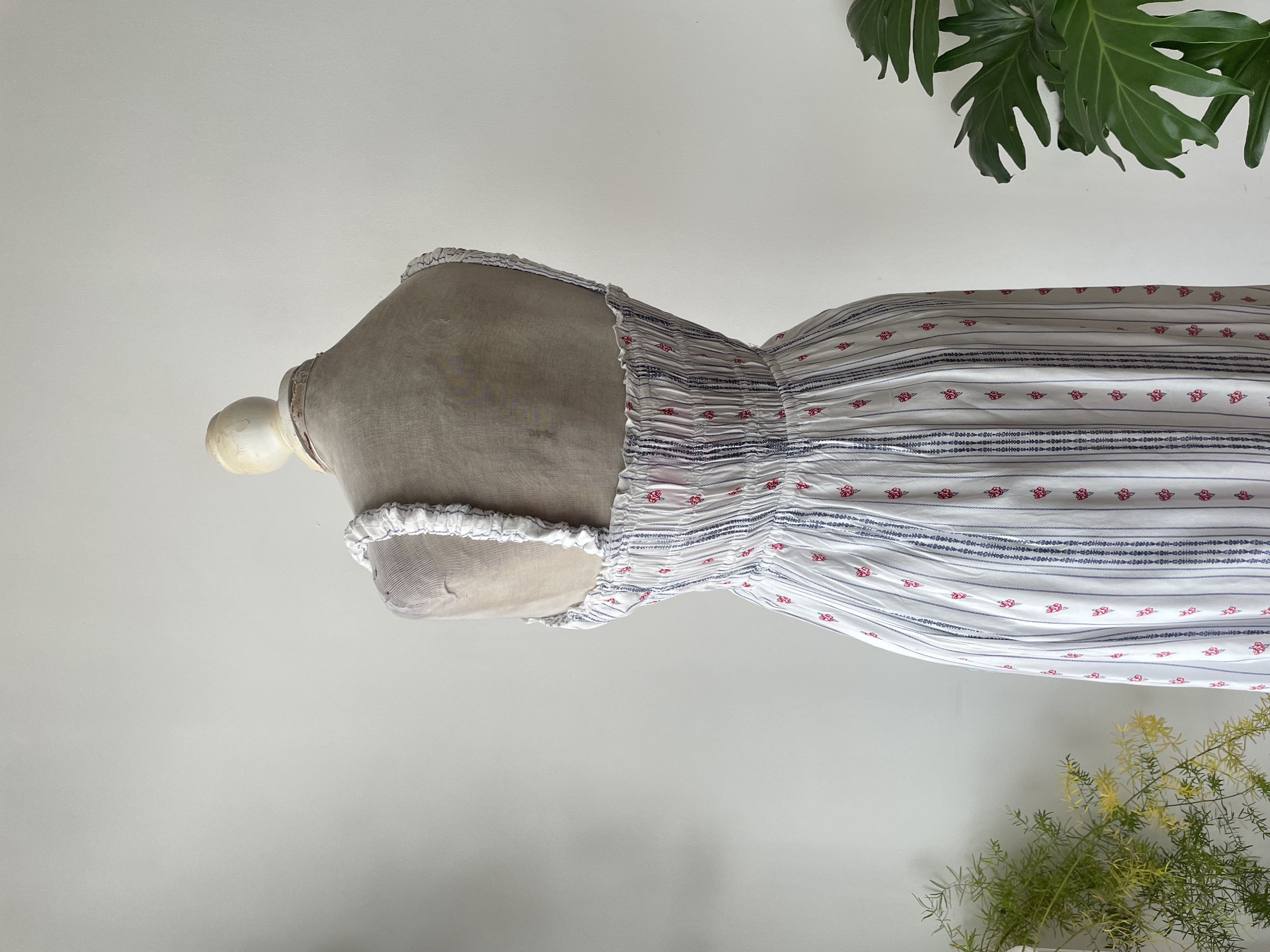 Vestido tribal. Talla: XS elasticado 3