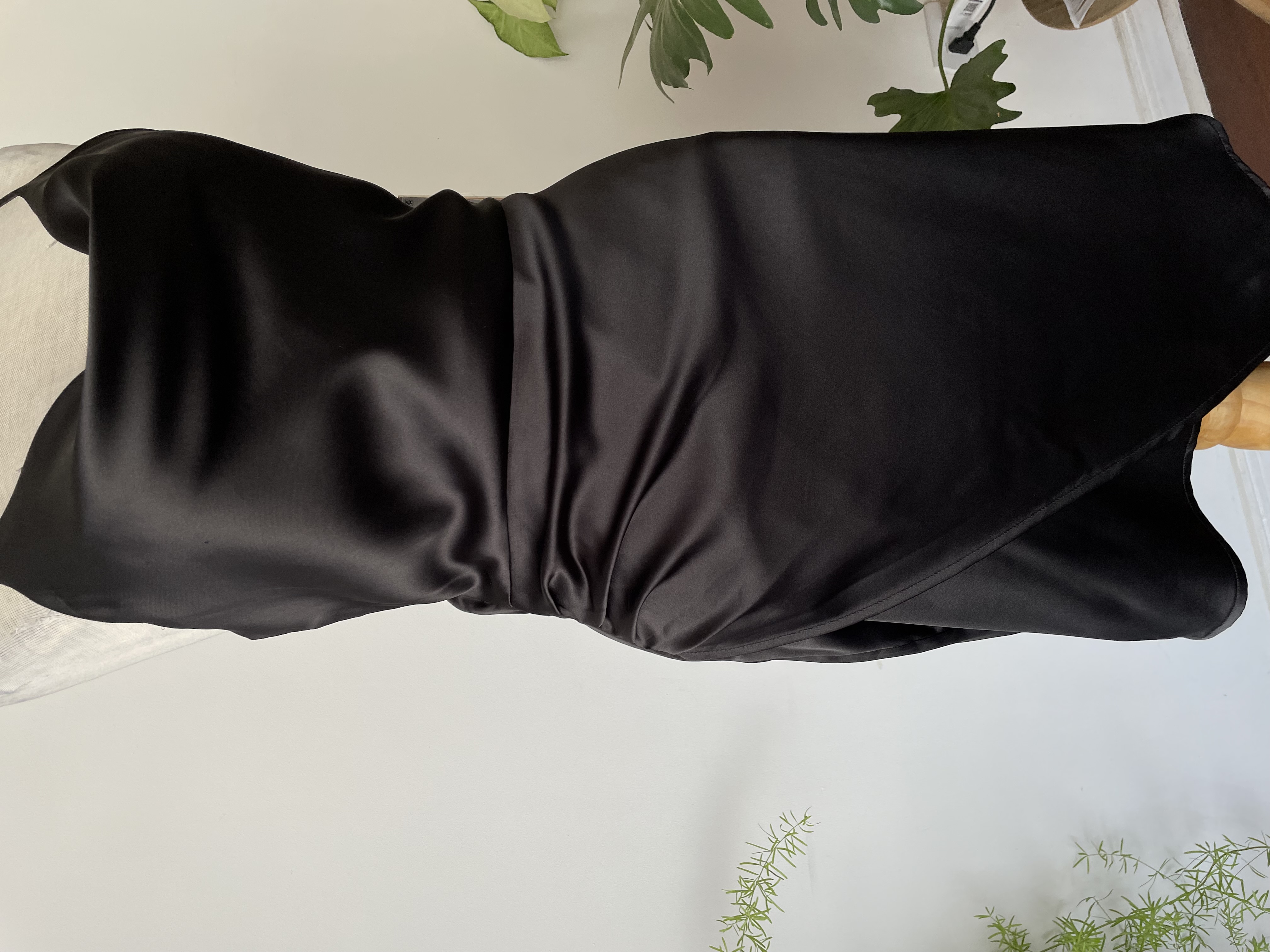 Vestido satin. Talla: M 4