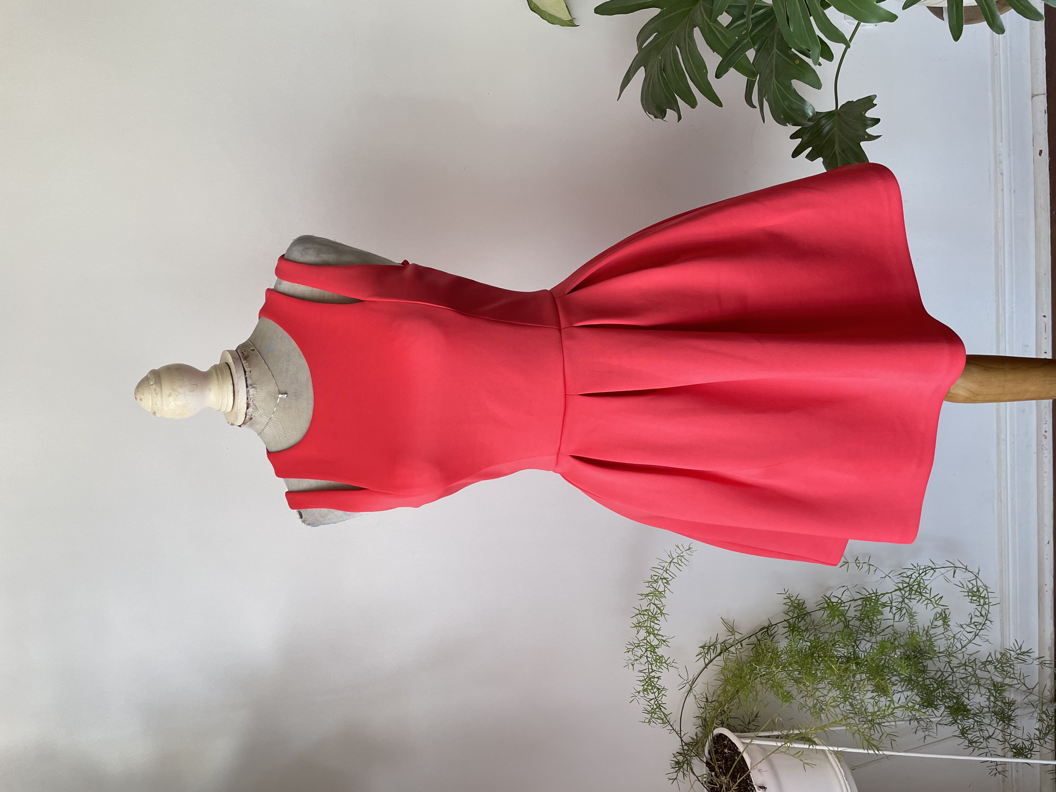 Vestido cut out. Talla: XS 1