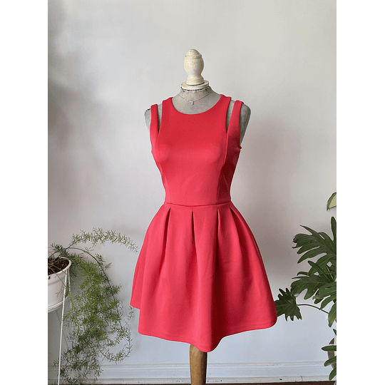 Vestido cut out. Talla: XS