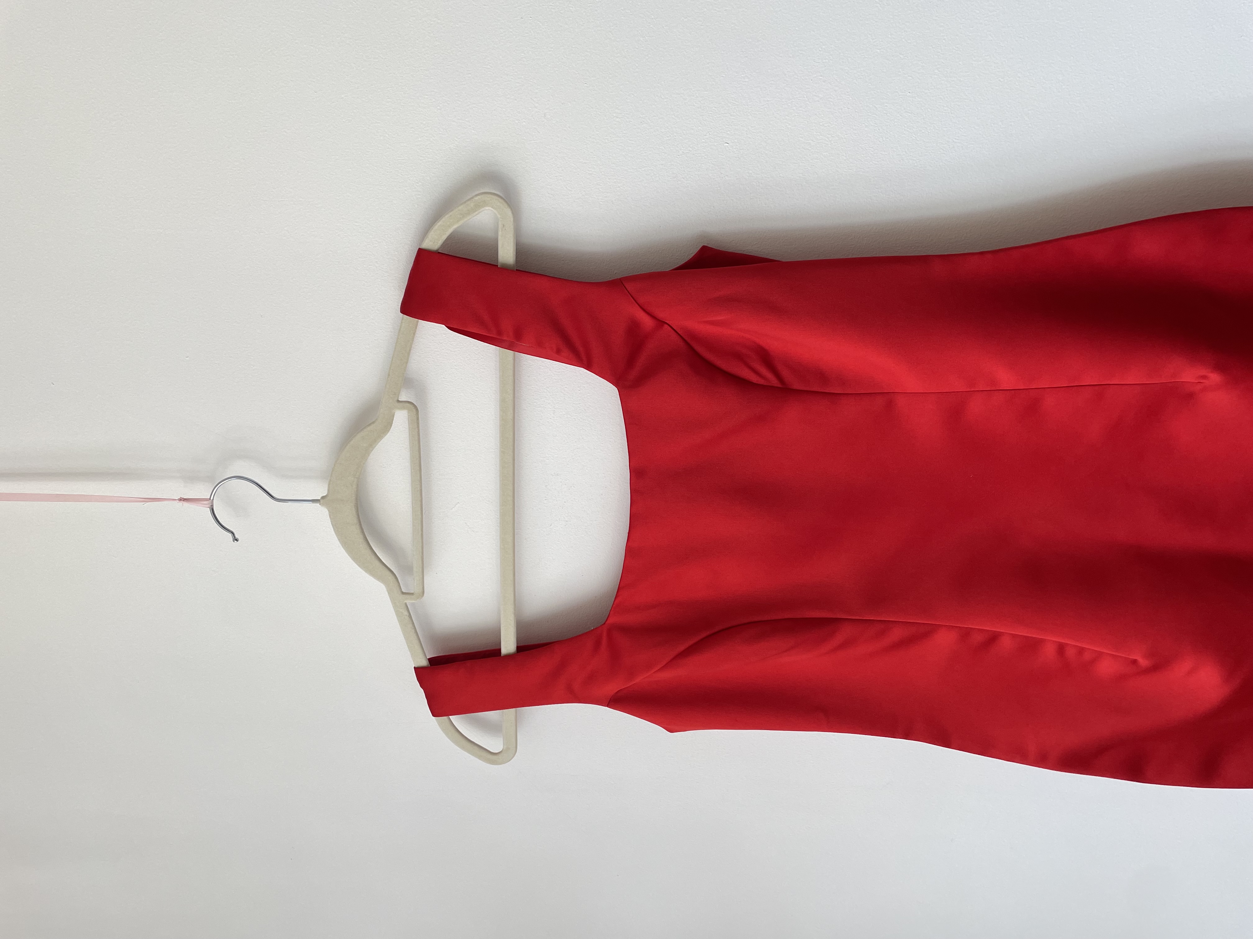 Jumper rojo. Talla: 4 (S) 1