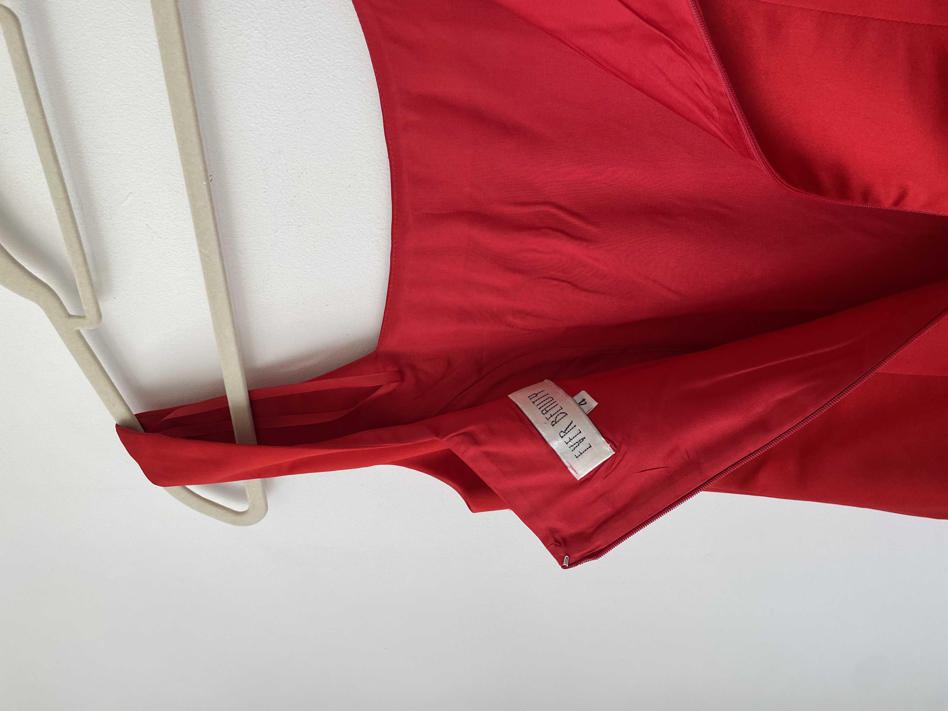 Jumper rojo. Talla: 4 (S) 3