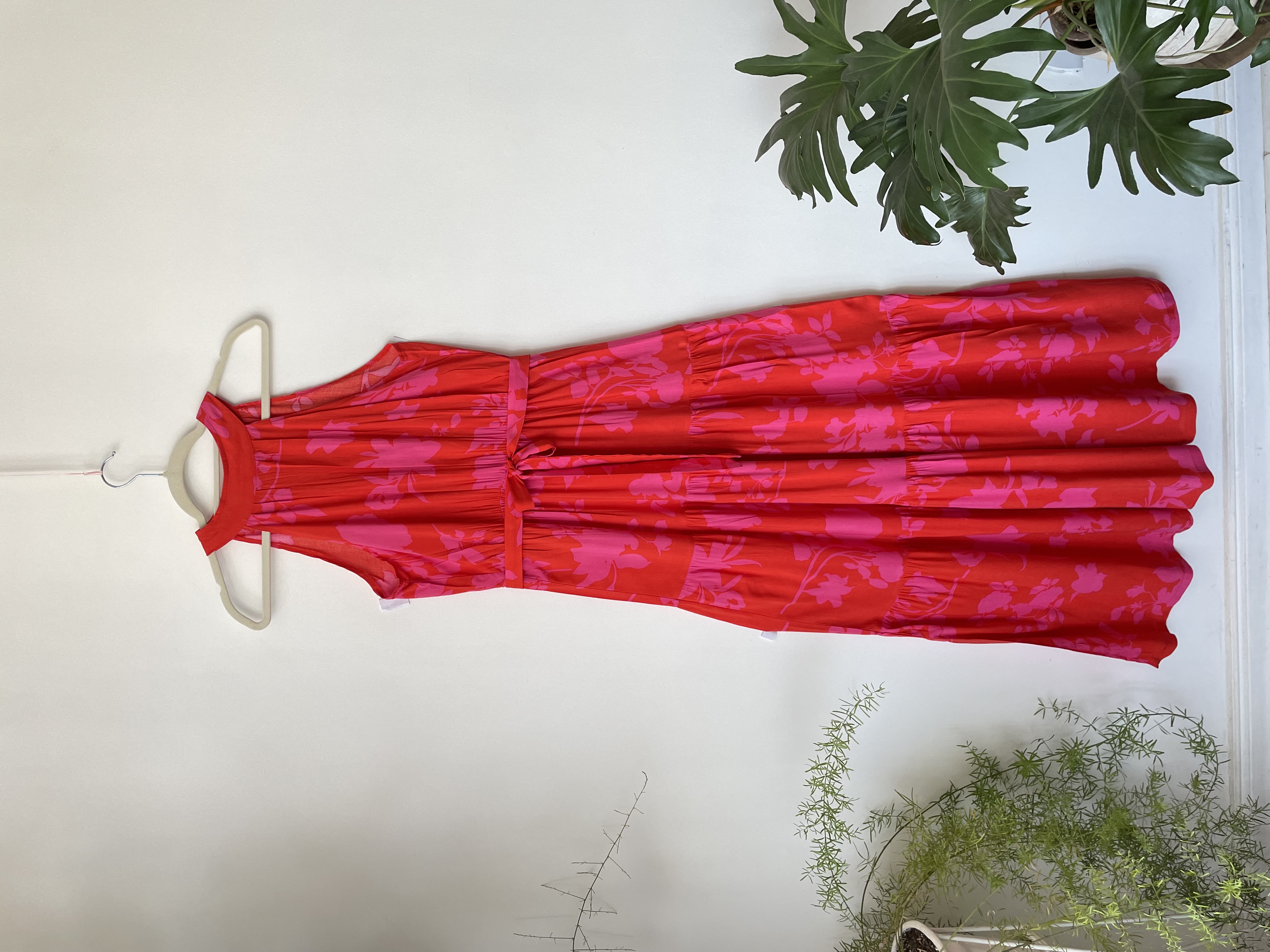 Vestido halter. Talla: M 1