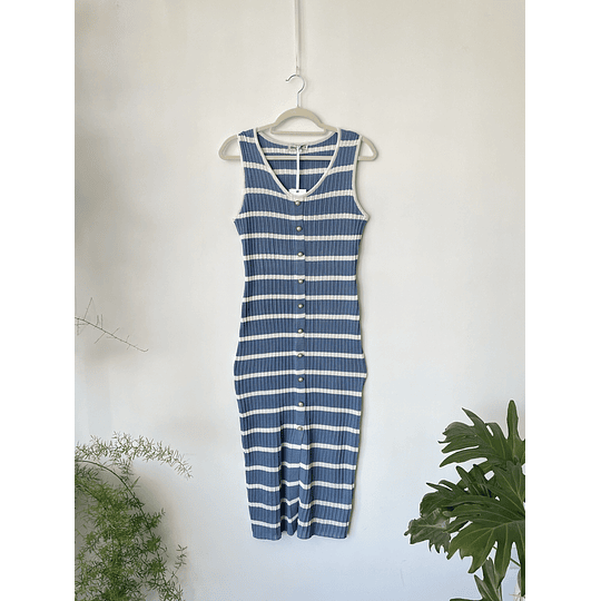 Vestido hilo celeste. Talla: M