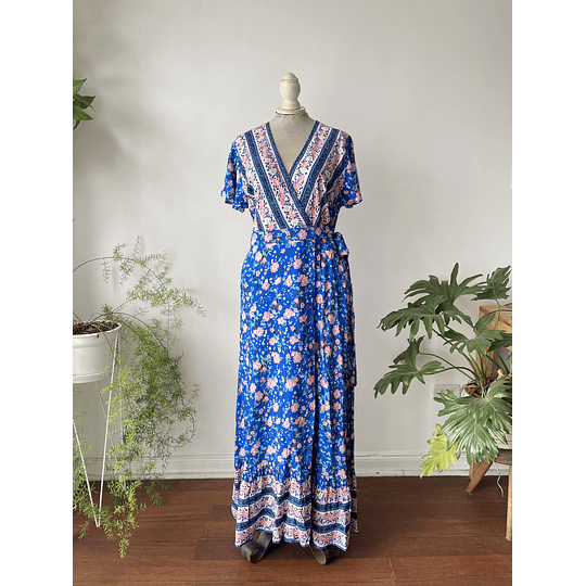 Vestido envolvente. Talla: L