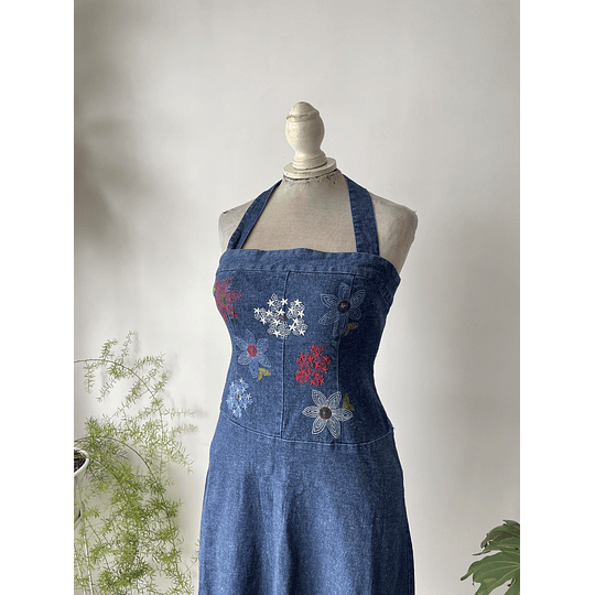 Vestido bordado. Talla:  8 (38)