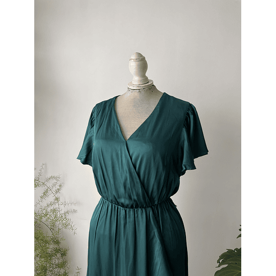 Vestido satén esmeralda. Talla: M