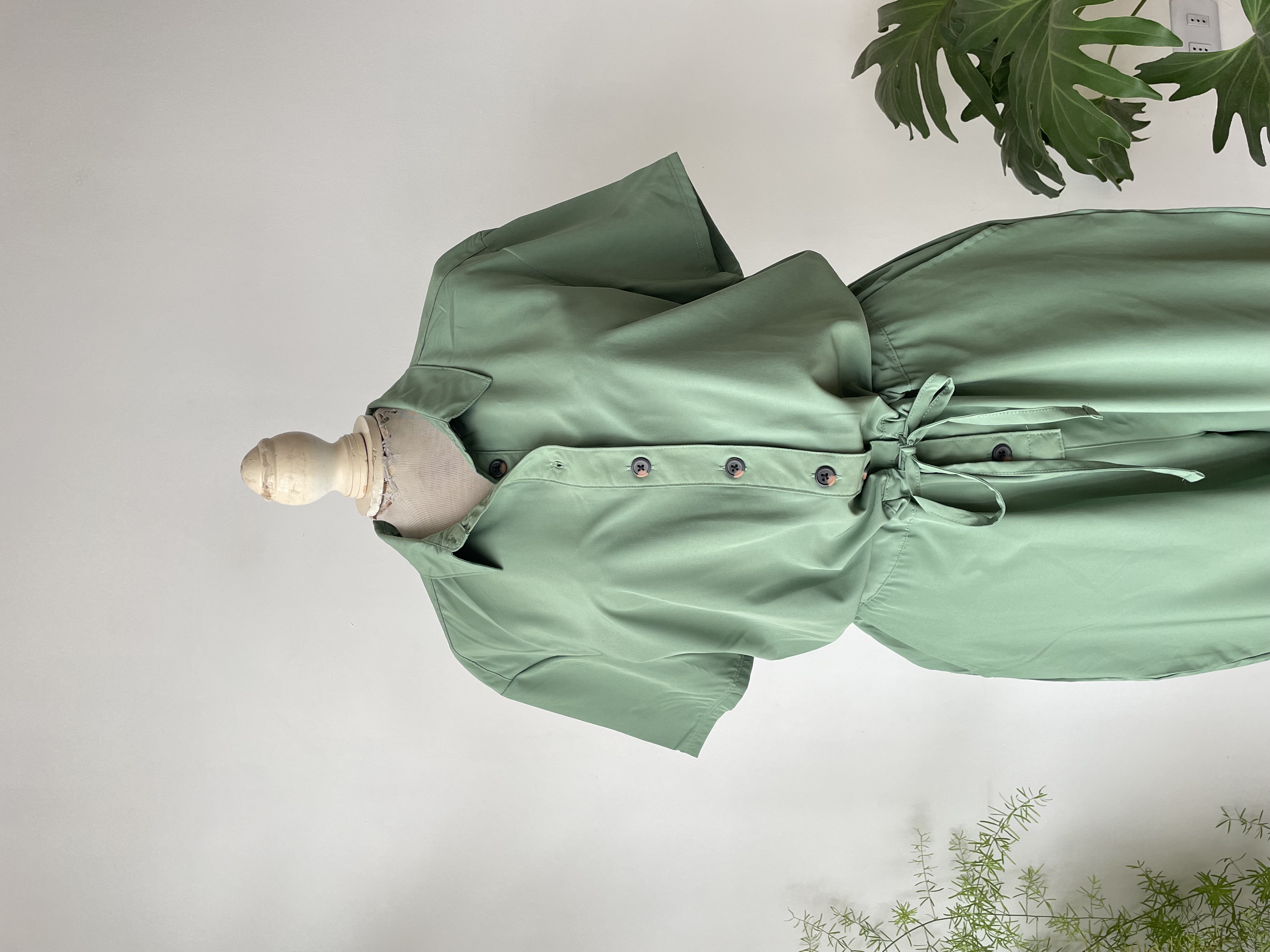 Enterito verde agua. Talla: L 4