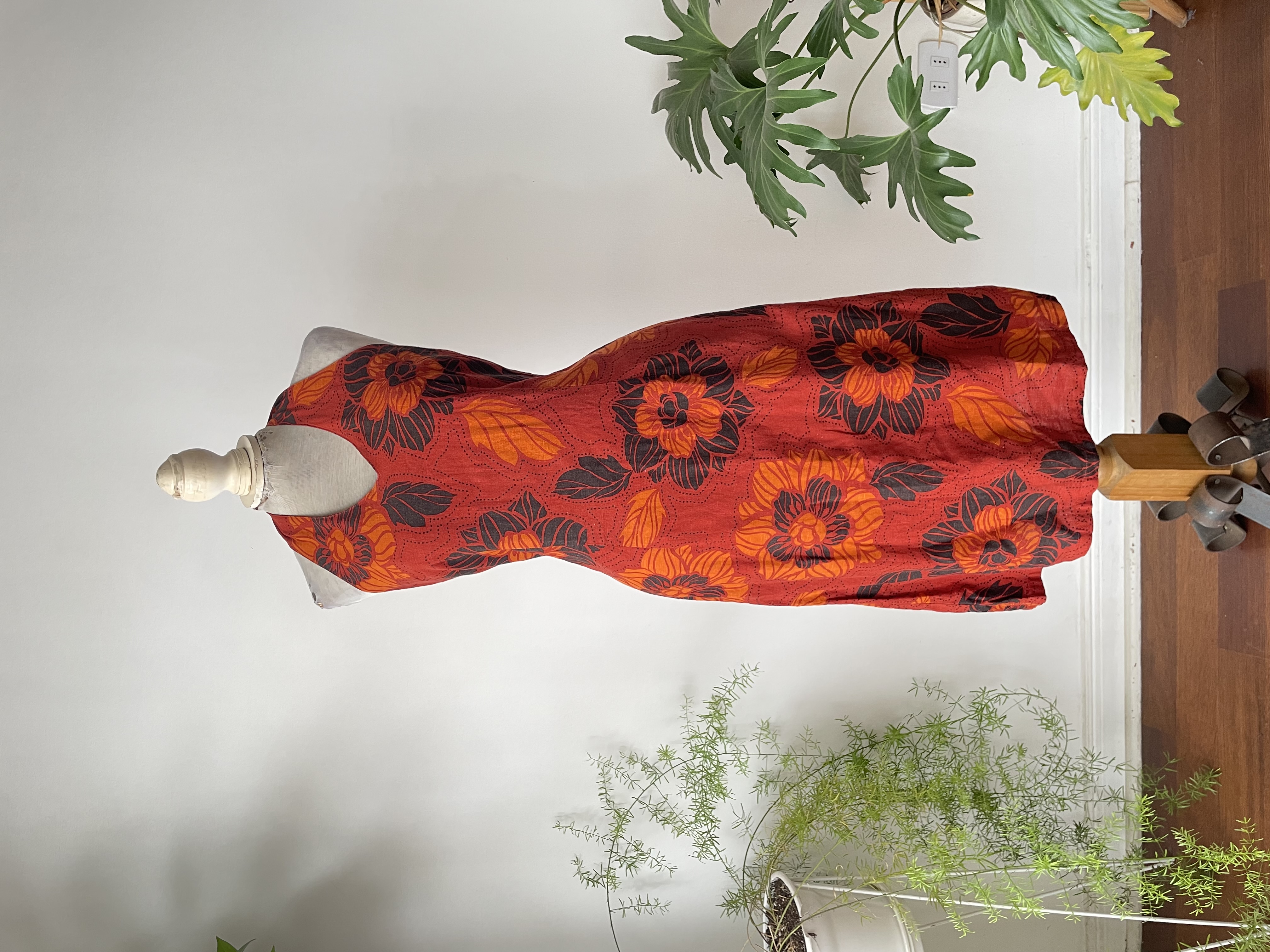 Vestido ladrillo lino. Talla: 7 (m) 1