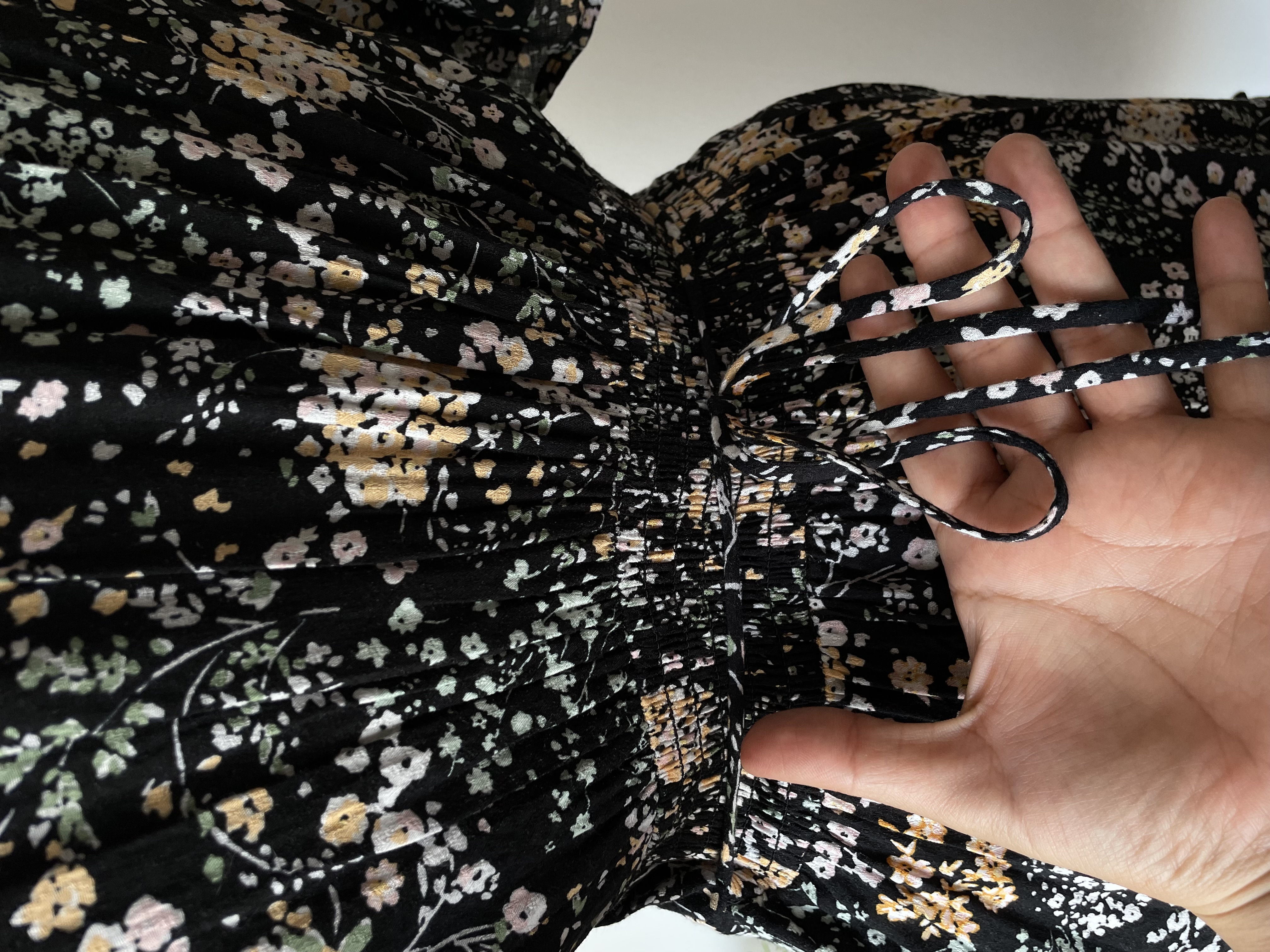 Vestido floral. Talla: M 5