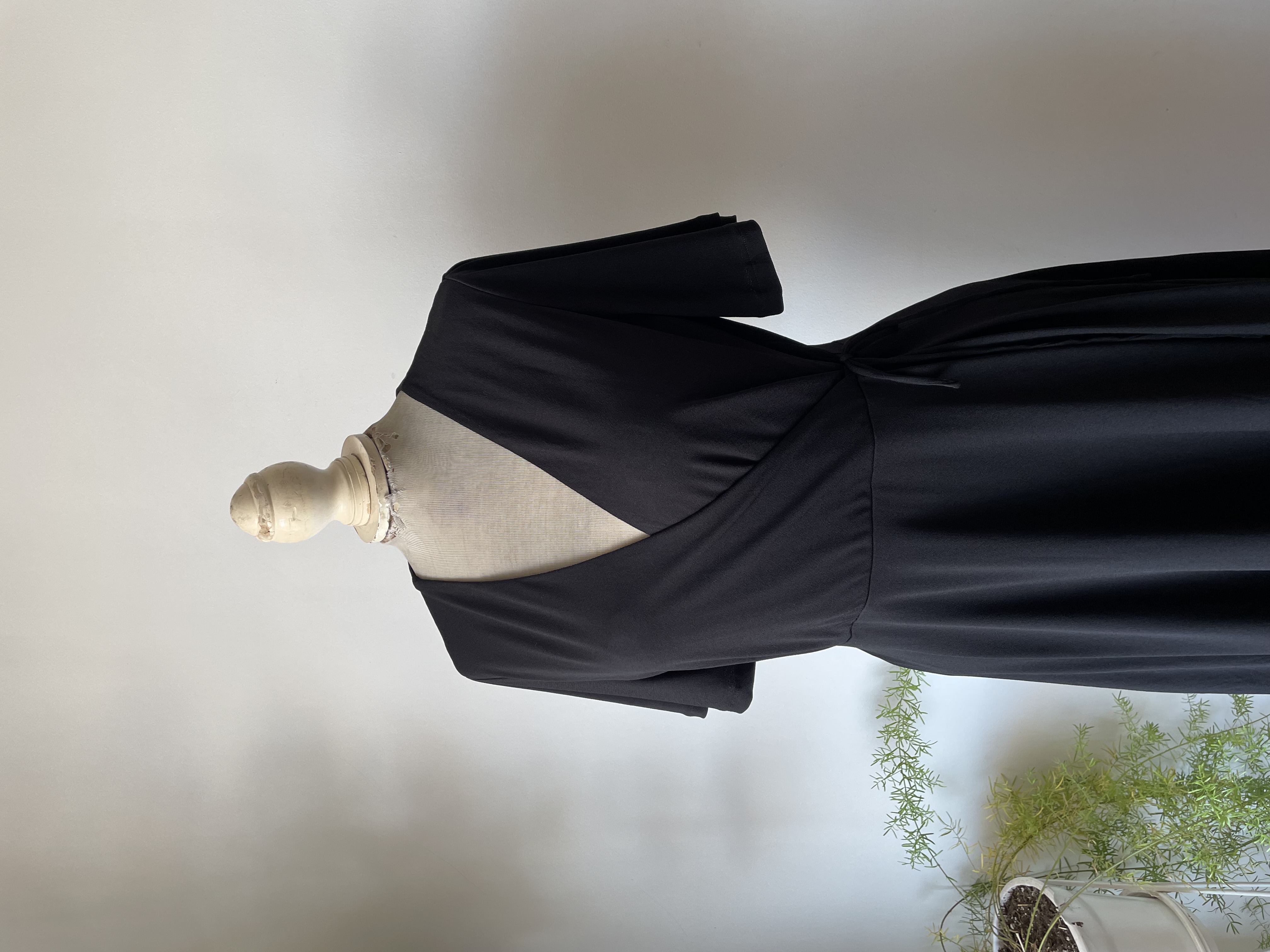 Vestido negro. Talla: M grande 2