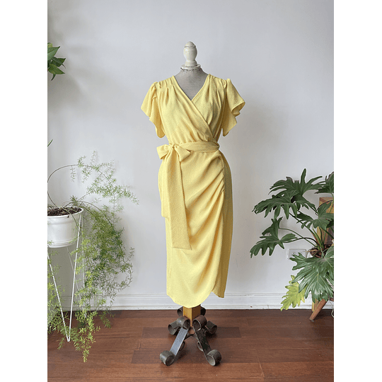 Vestido amarillo. Talla: S/M