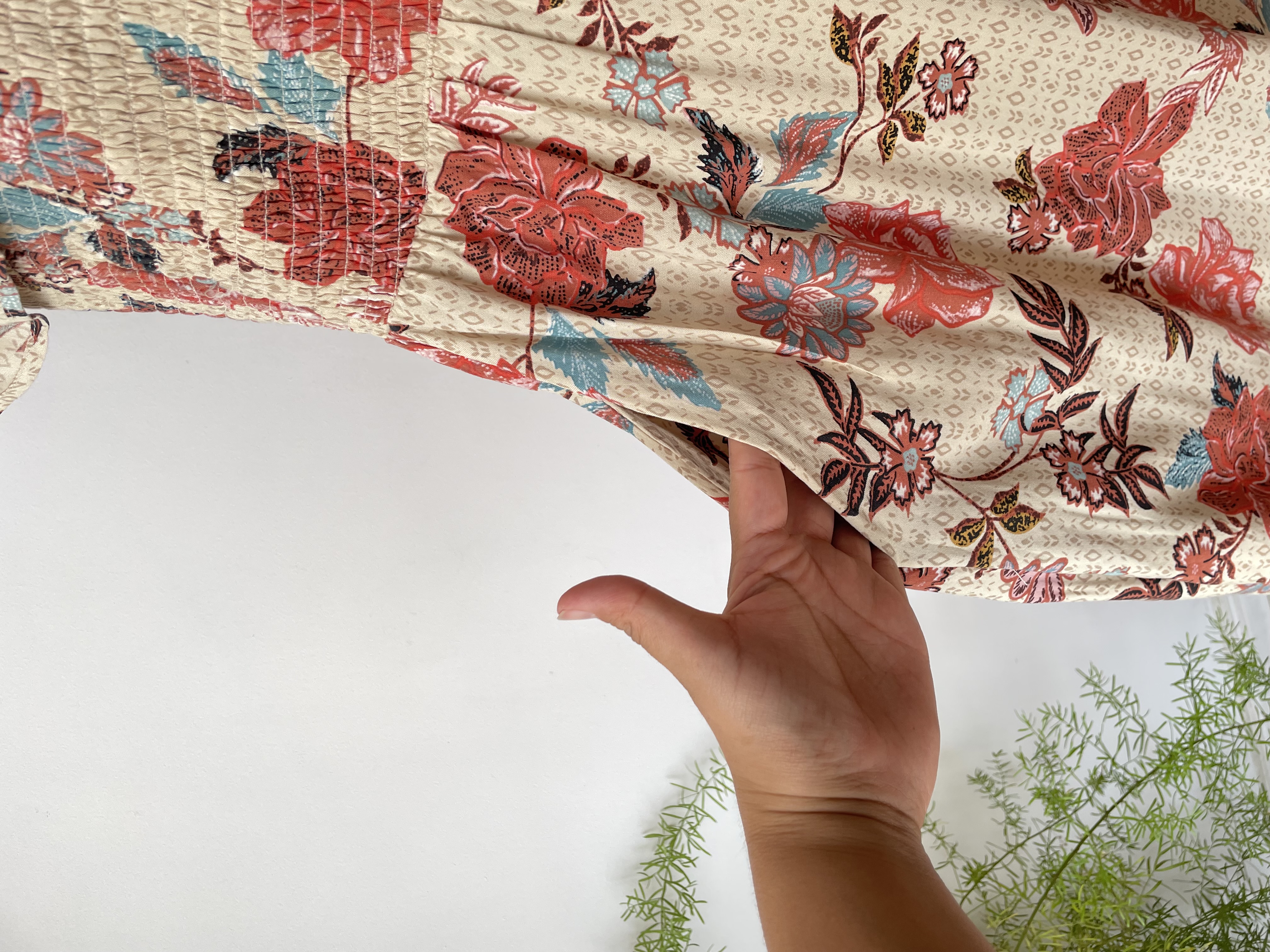 Vestido rosas. Talla: M elasticado  2