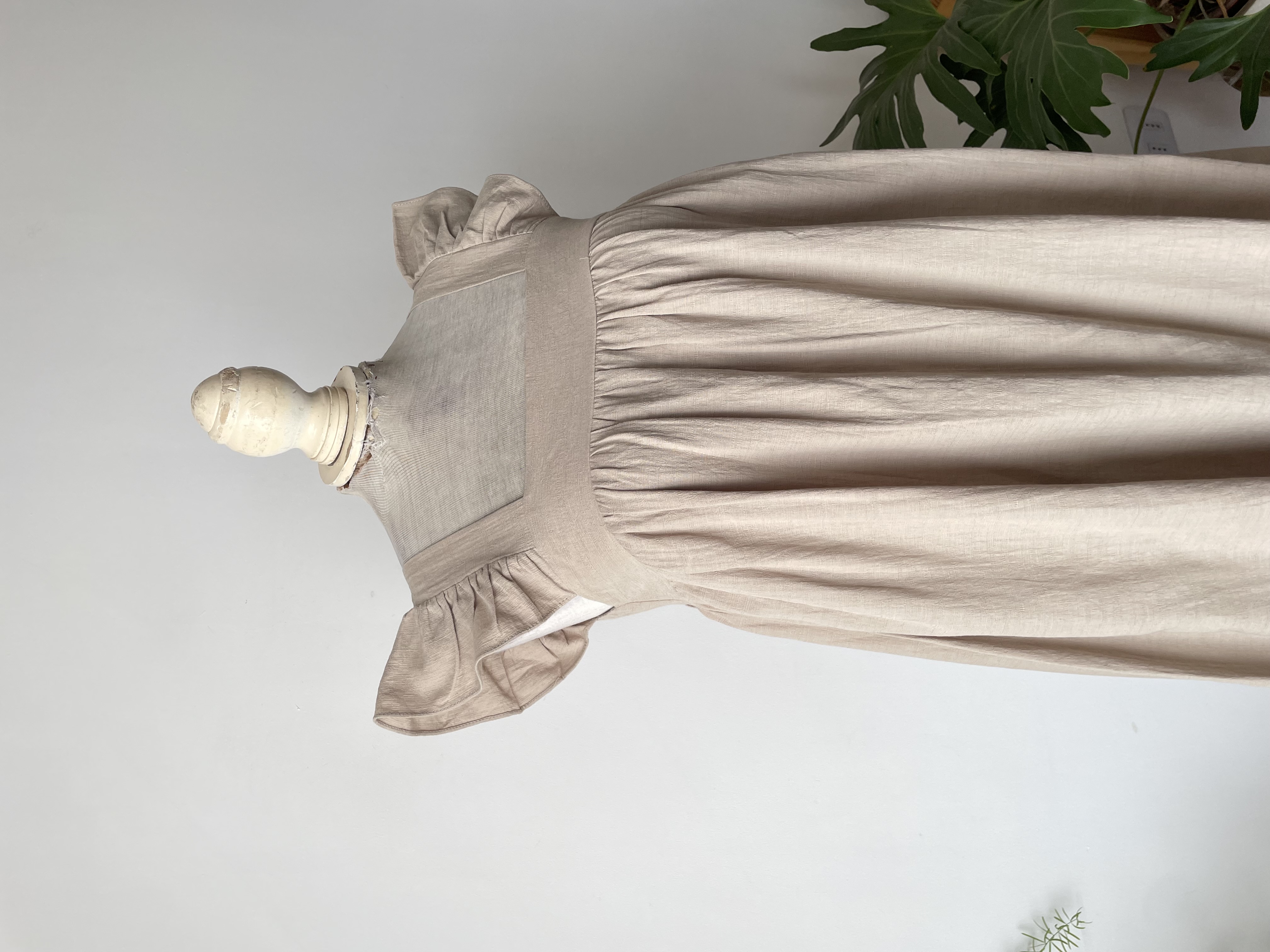 Vestido vuelos. Talla: 10 (s/m) 3