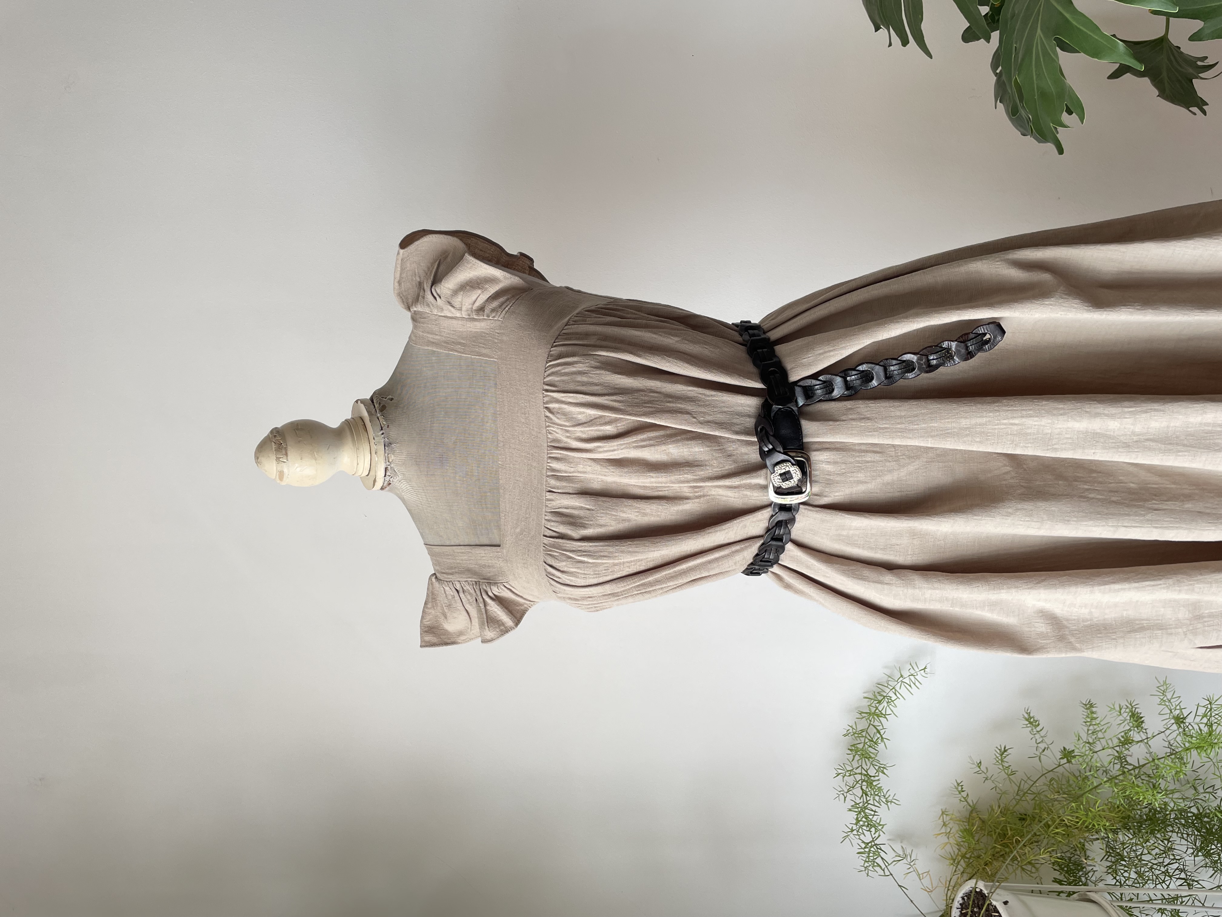 Vestido vuelos. Talla: 10 (s/m) 4