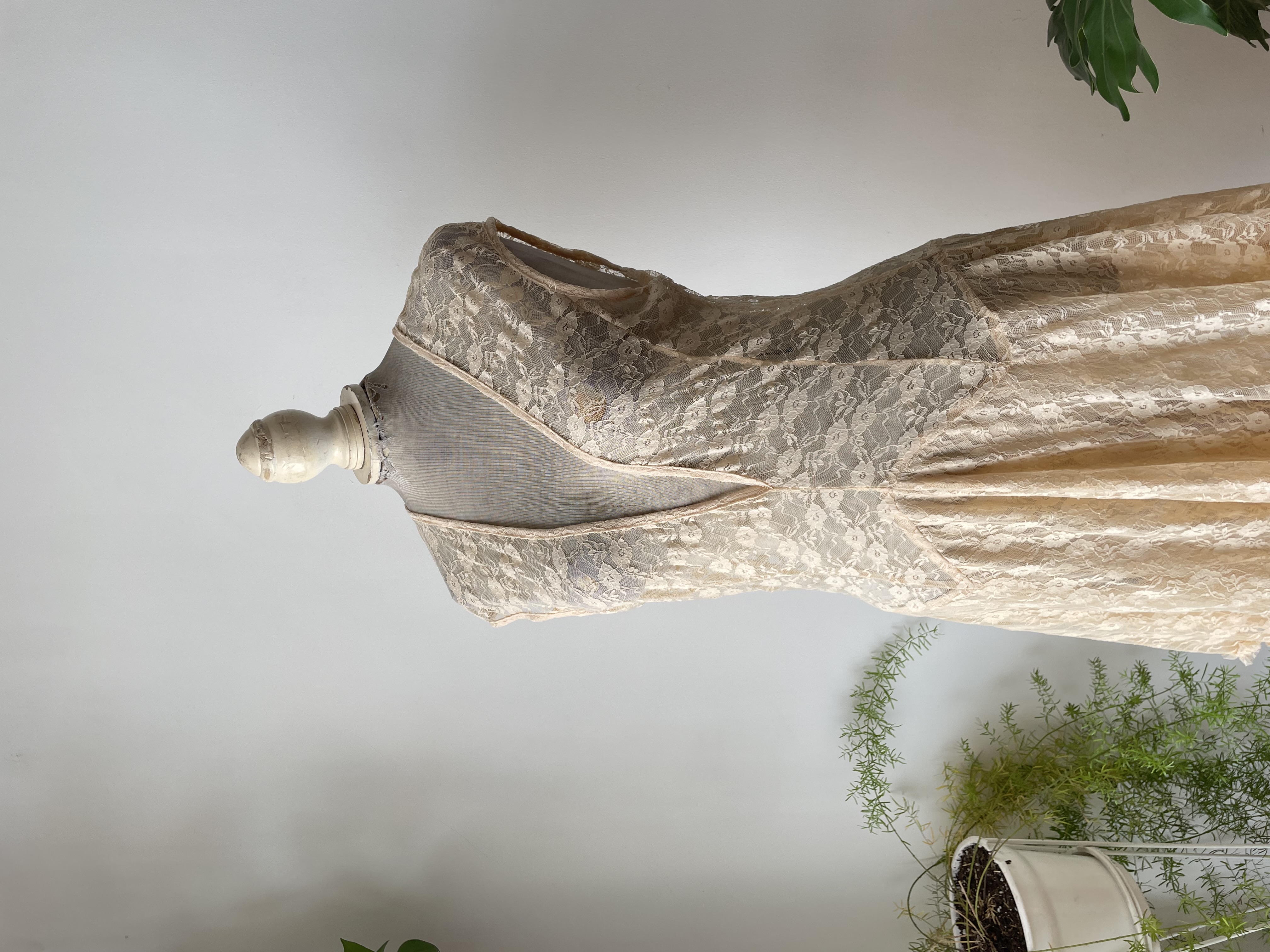 Vestido encaje. Talla: XL 3