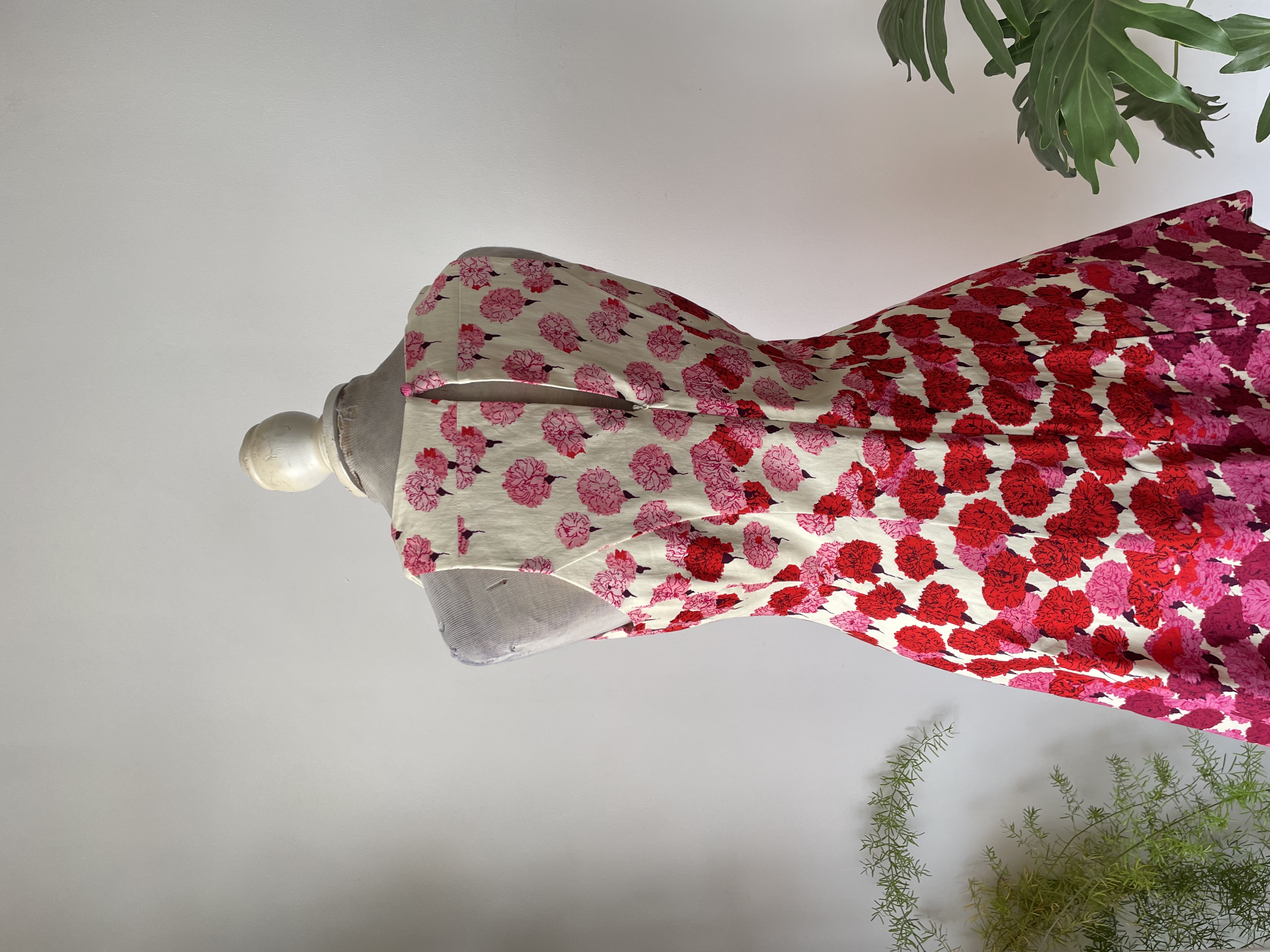 Vestido degradé floral. Talla: 8p (m) 2