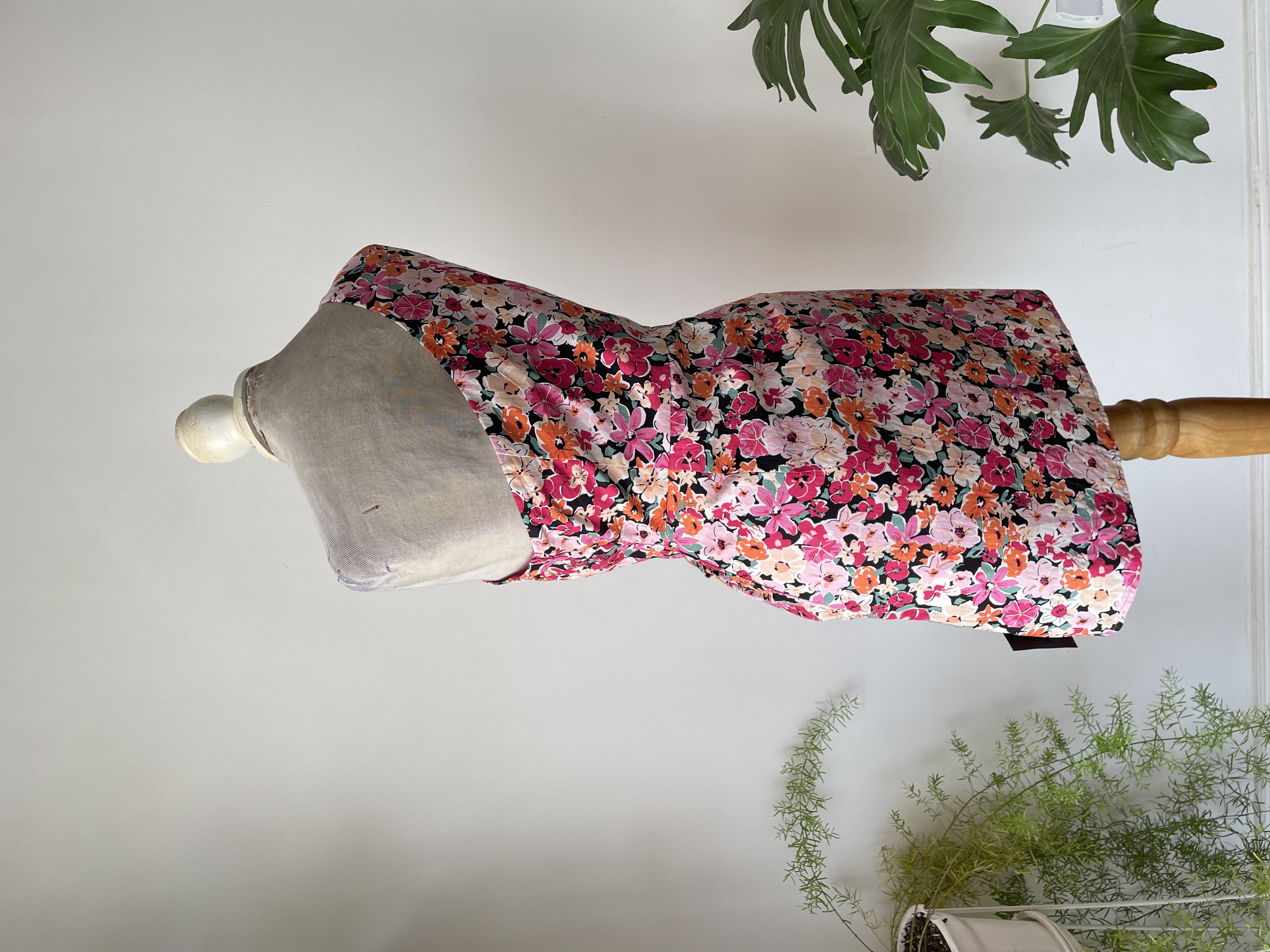 Vestido asimétrico. Talla: M chico (38) 3