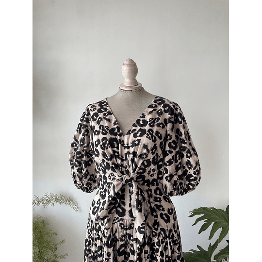Vestido leopardo. Talla: 6 (38)