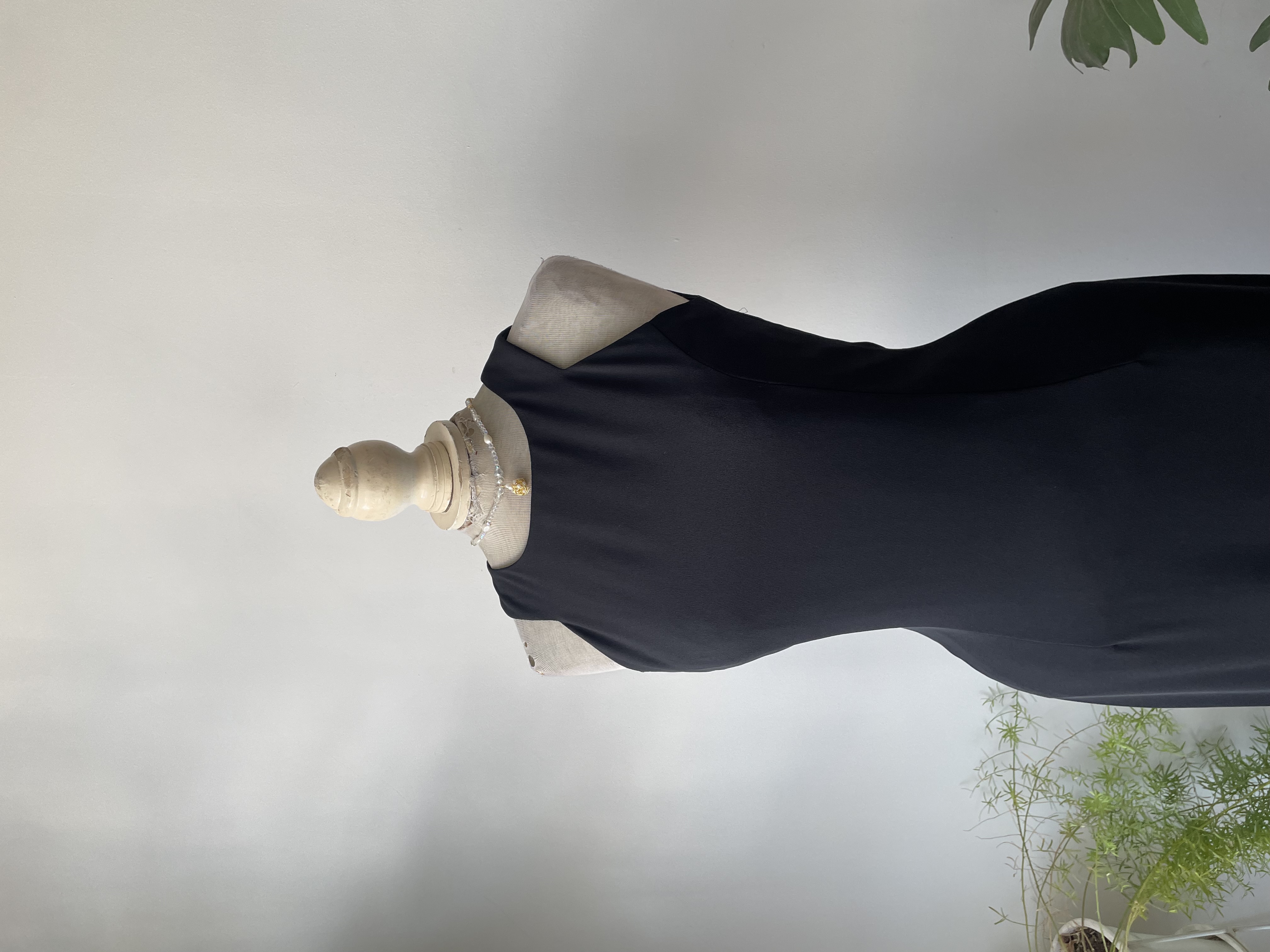 Vestido vintage entallado. Talla: S  3