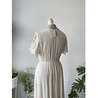 Vestido crema. Talla: S 4