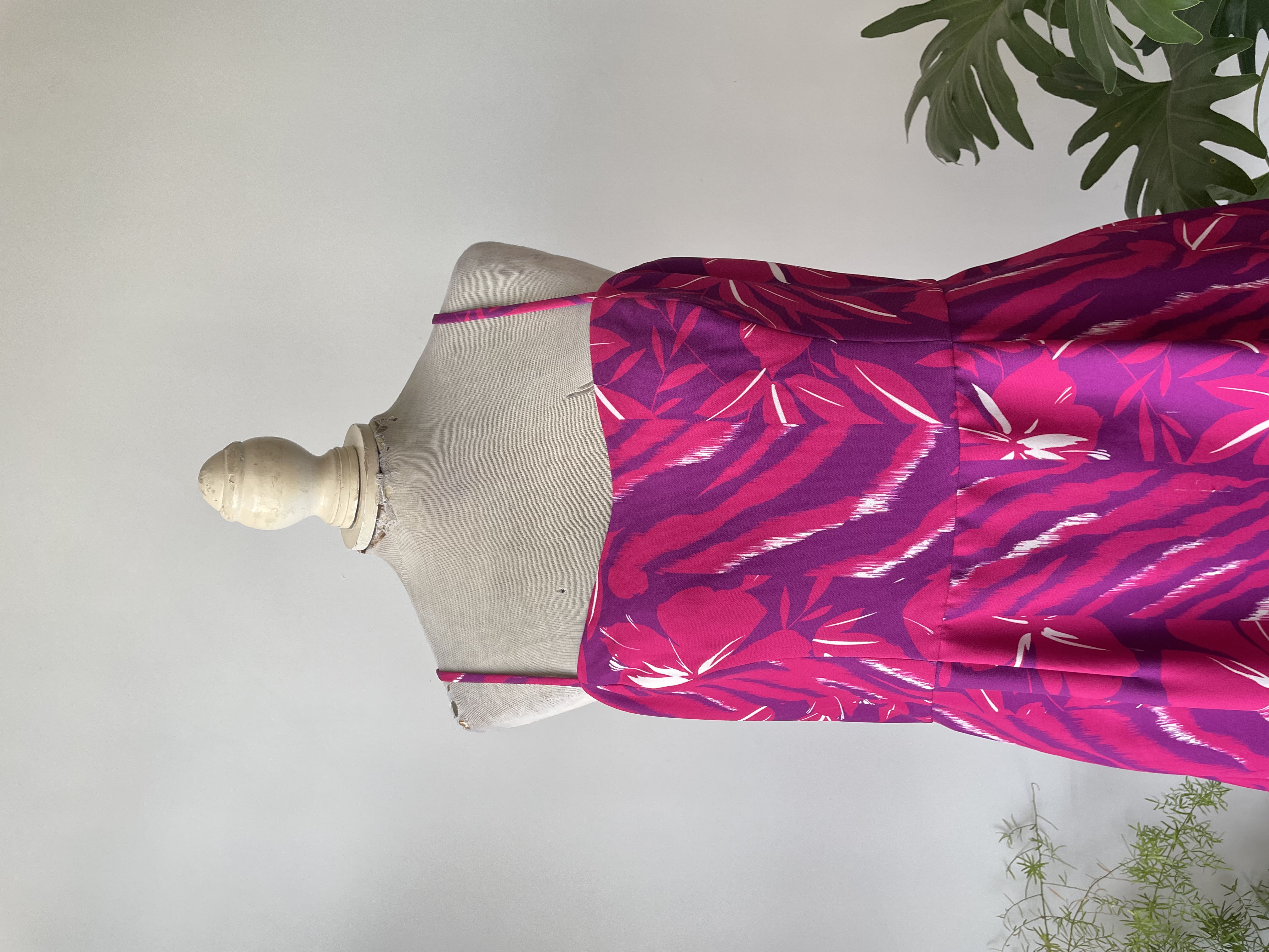 Vestido tropical. Talla: XL chico 2