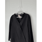 Blusa negra. Talla: S 2