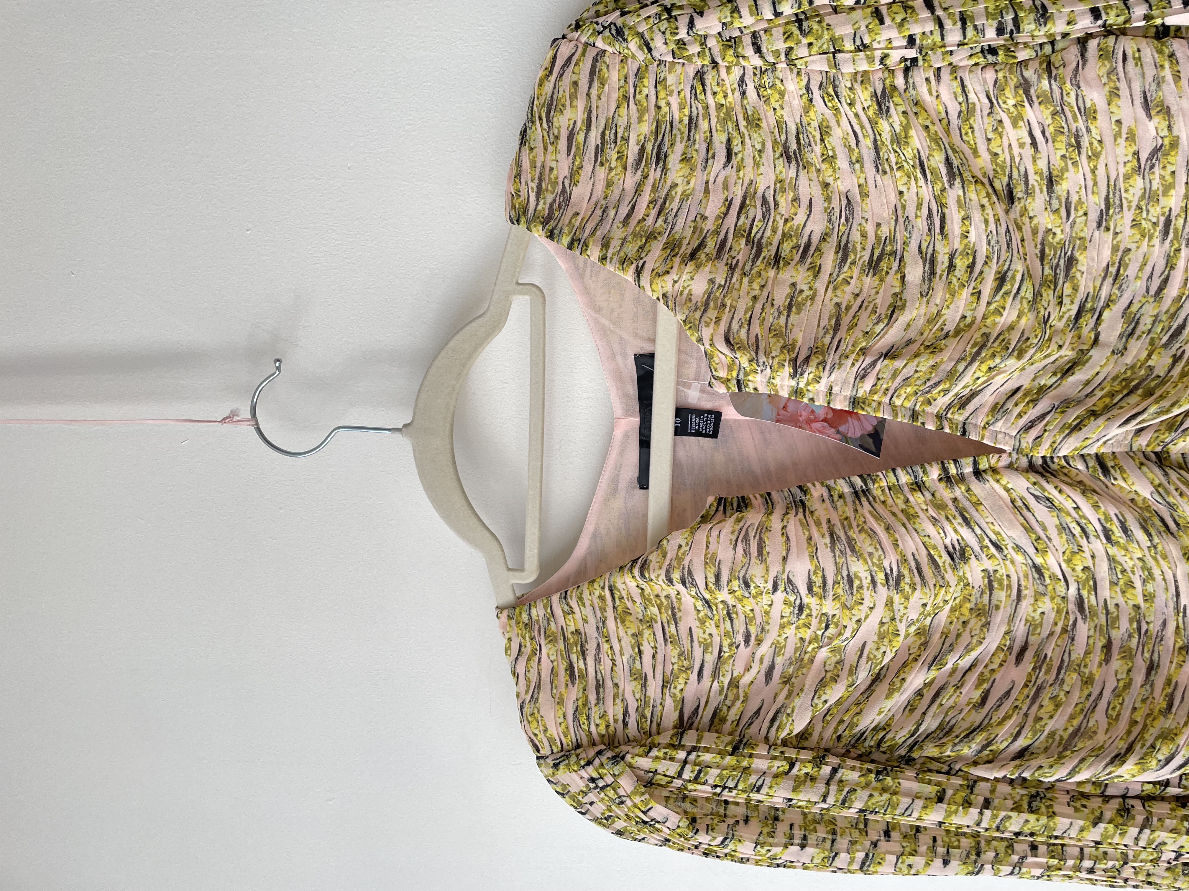 Blusa plisada. Talla: 10 (m) 5