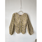 Blusa plisada. Talla: 10 (m) 1