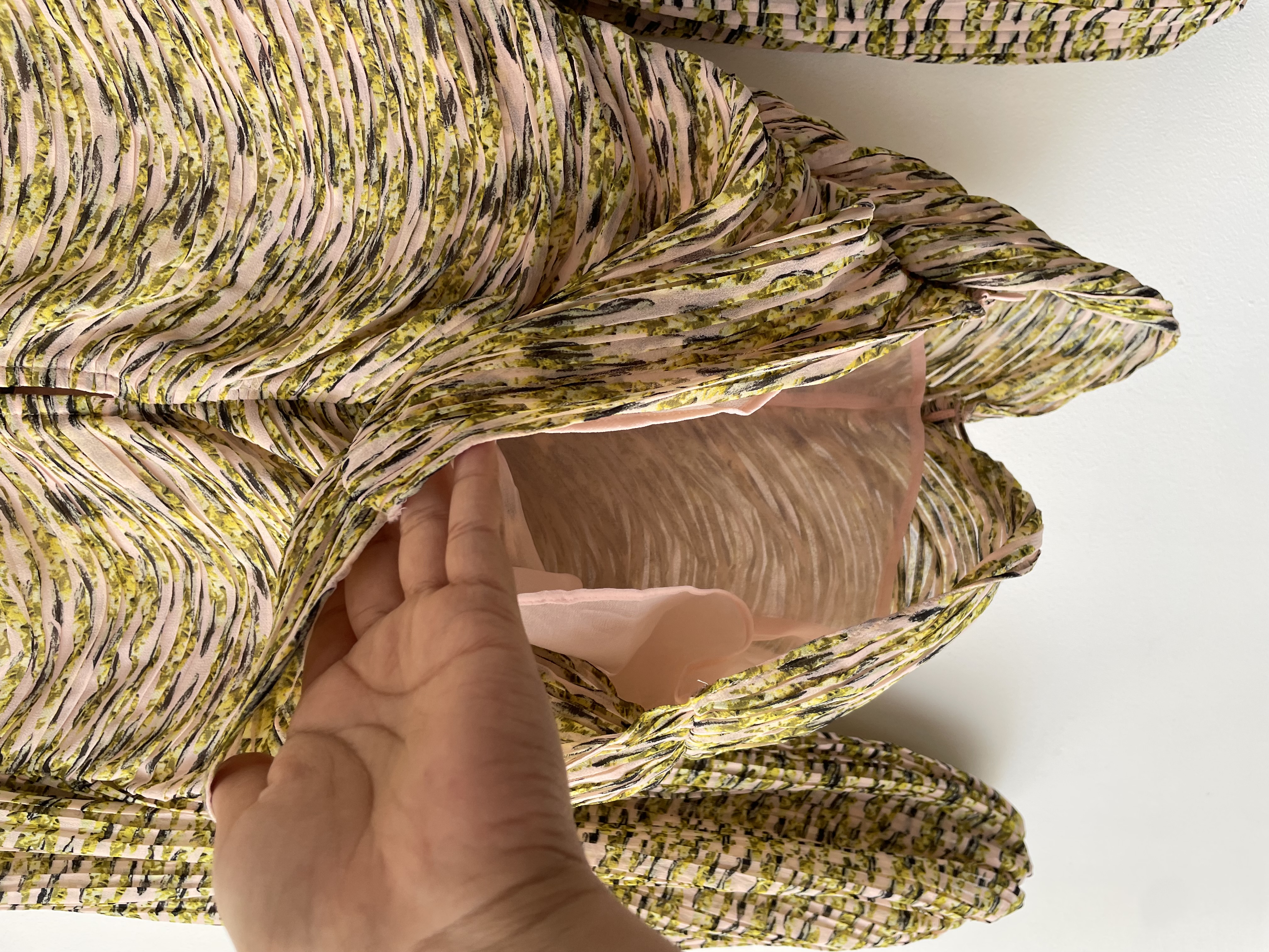 Blusa plisada. Talla: 10 (m) 7