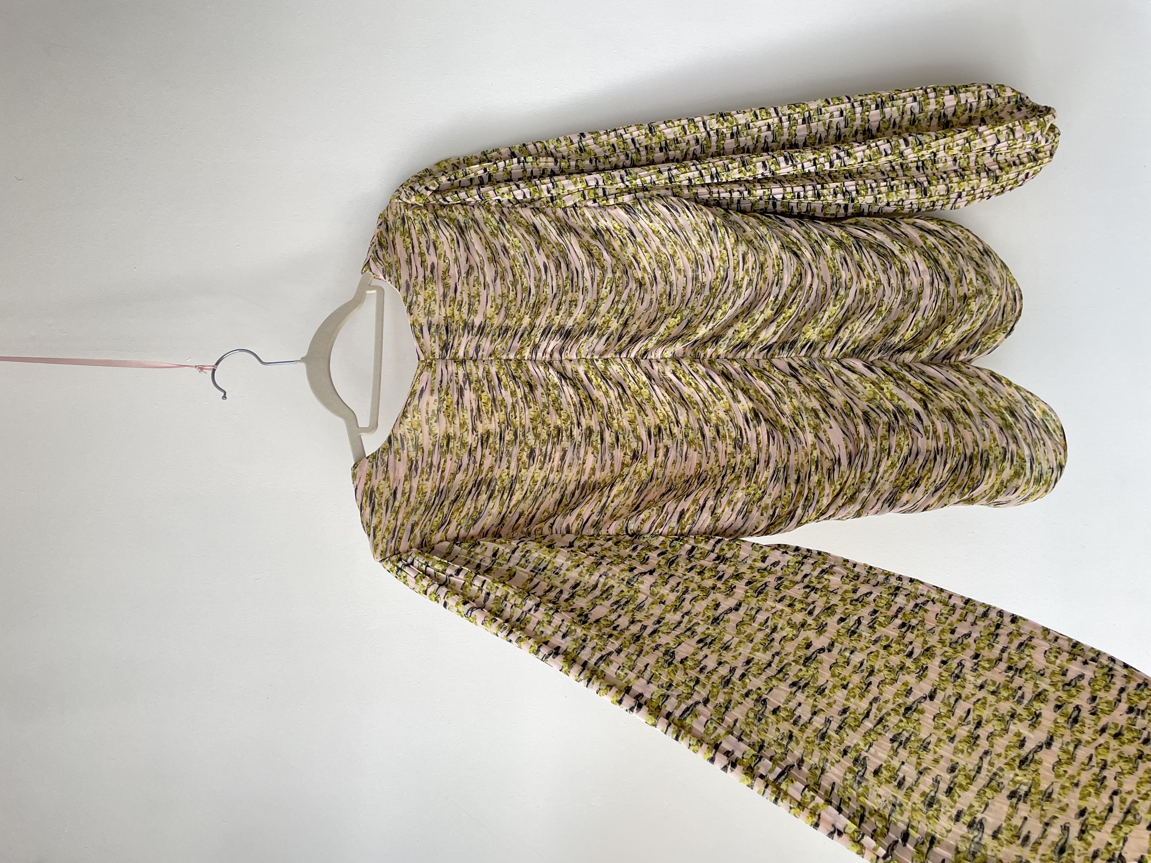 Blusa plisada. Talla: 10 (m) 8