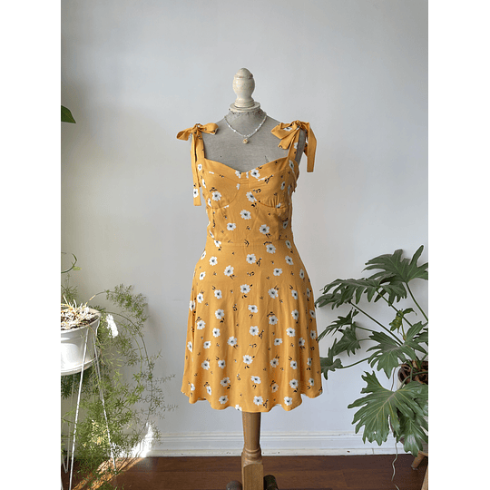 Vestido margaritas. Talla: M