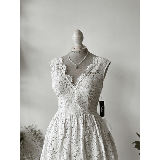 Vestido encaje. Talla: XS