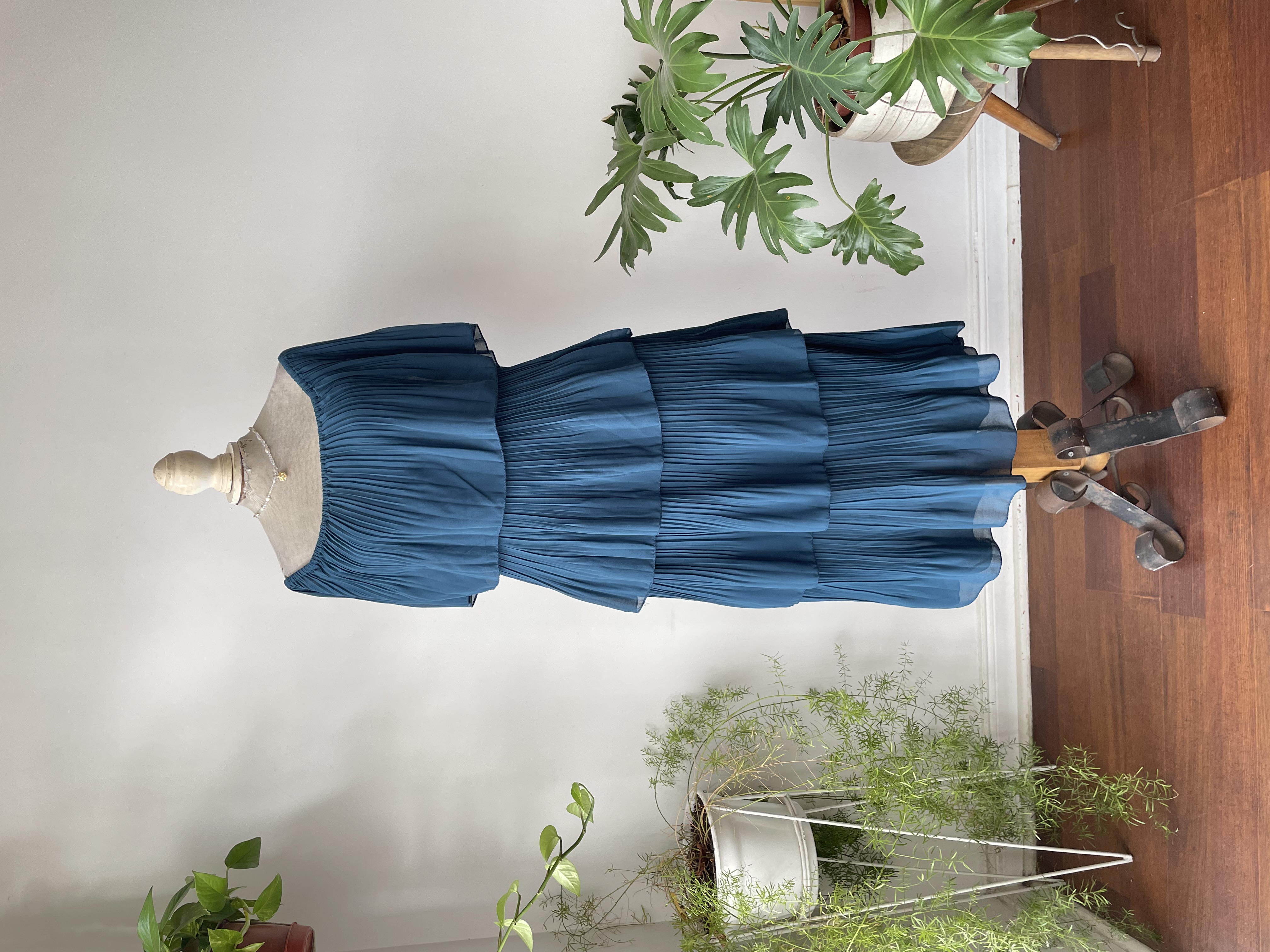 Vestido capas. Talla: L elasticado 1