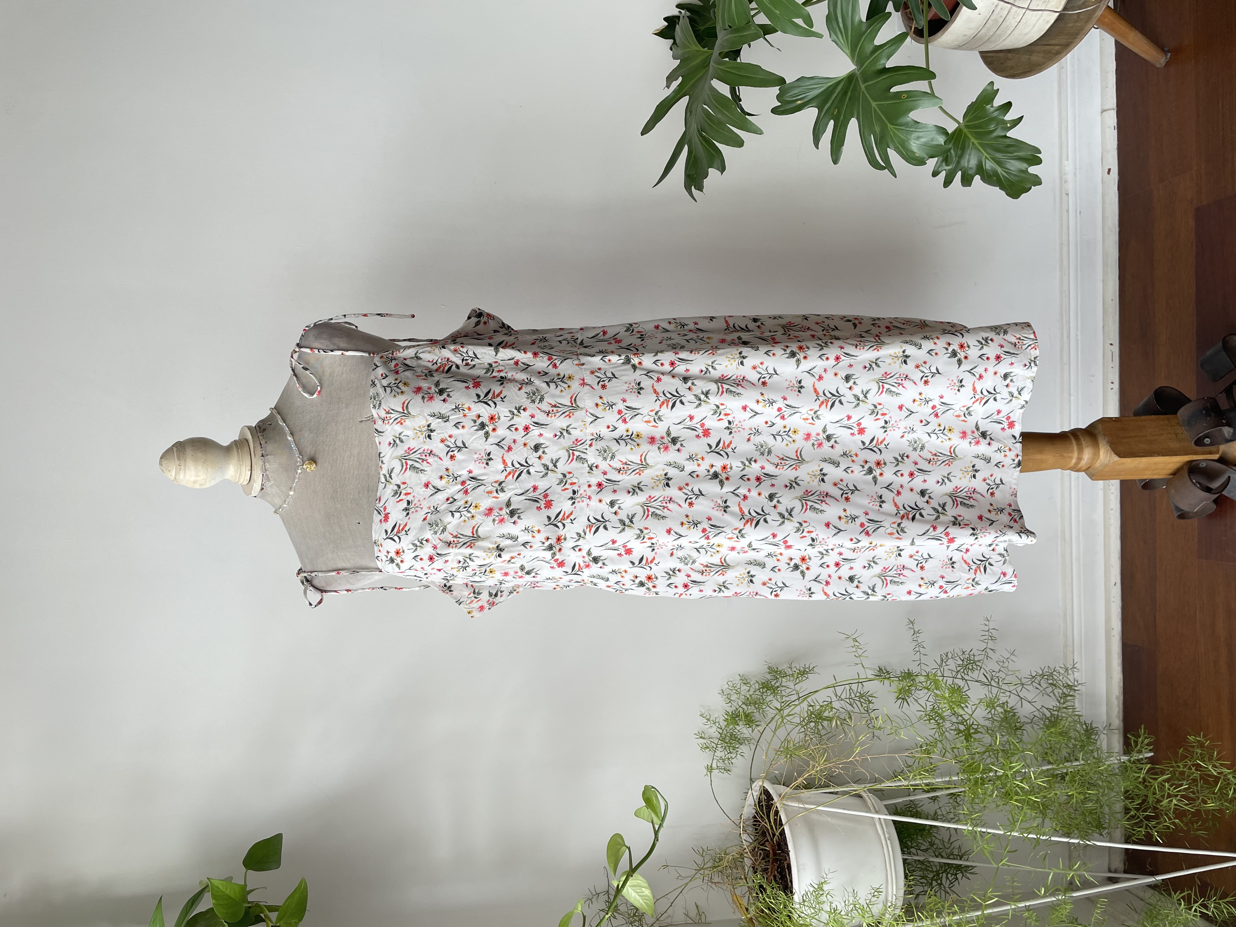 Vestido lazos. Talla: 2XL 1