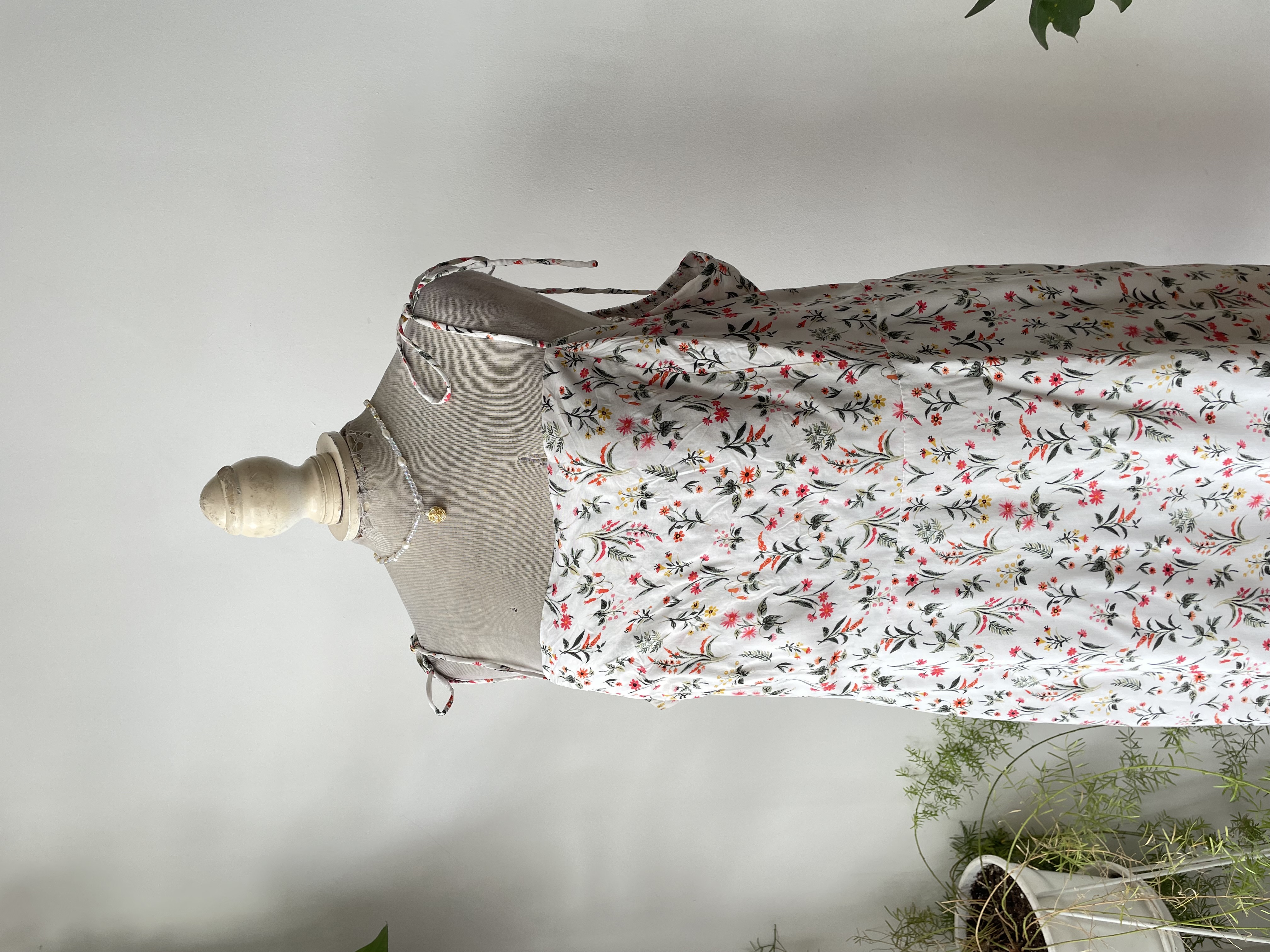 Vestido lazos. Talla: 2XL 2