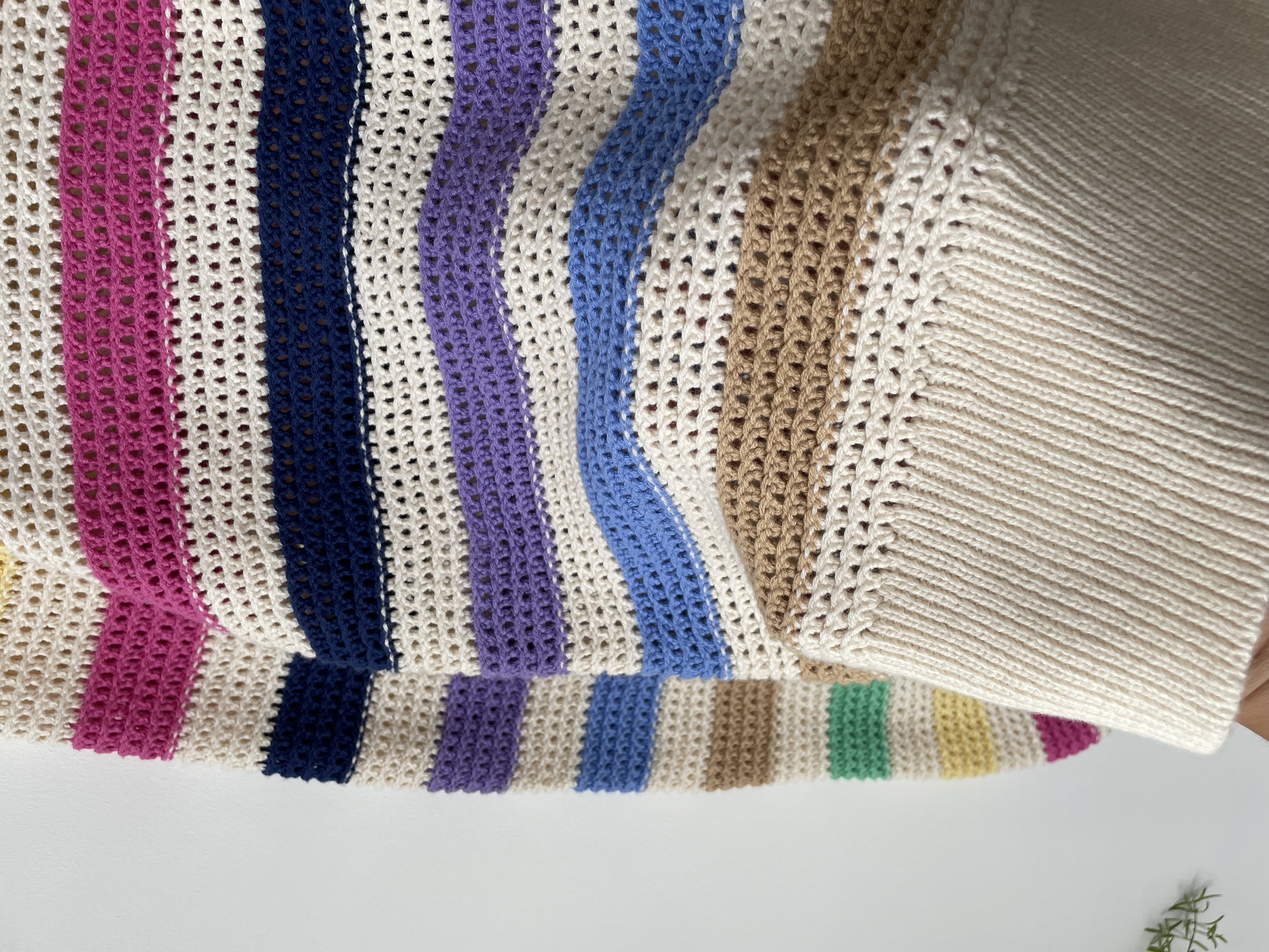 Sweater rayas. Talla: M 4