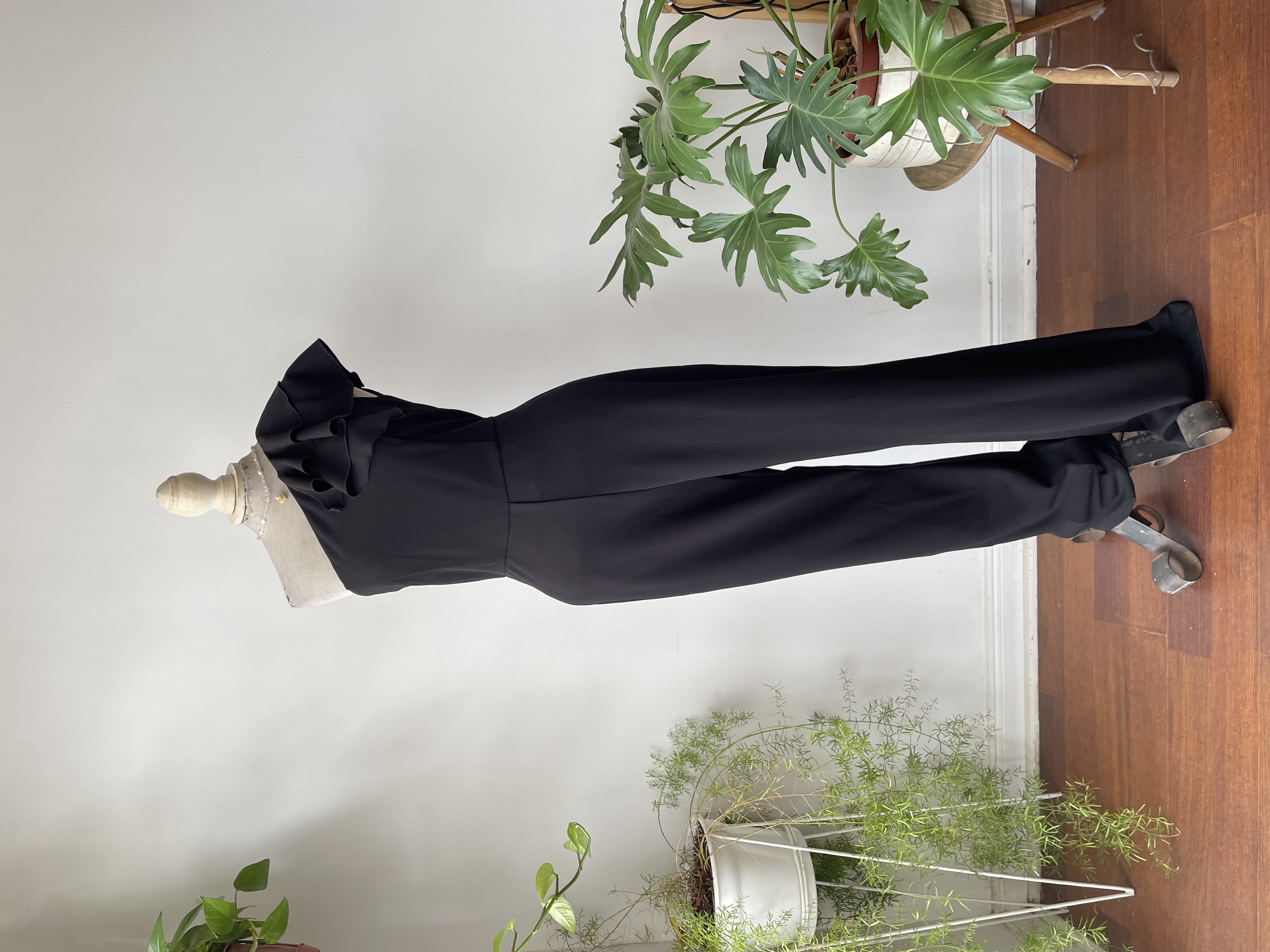 Enterito negro asimétrico. Talla: M 1