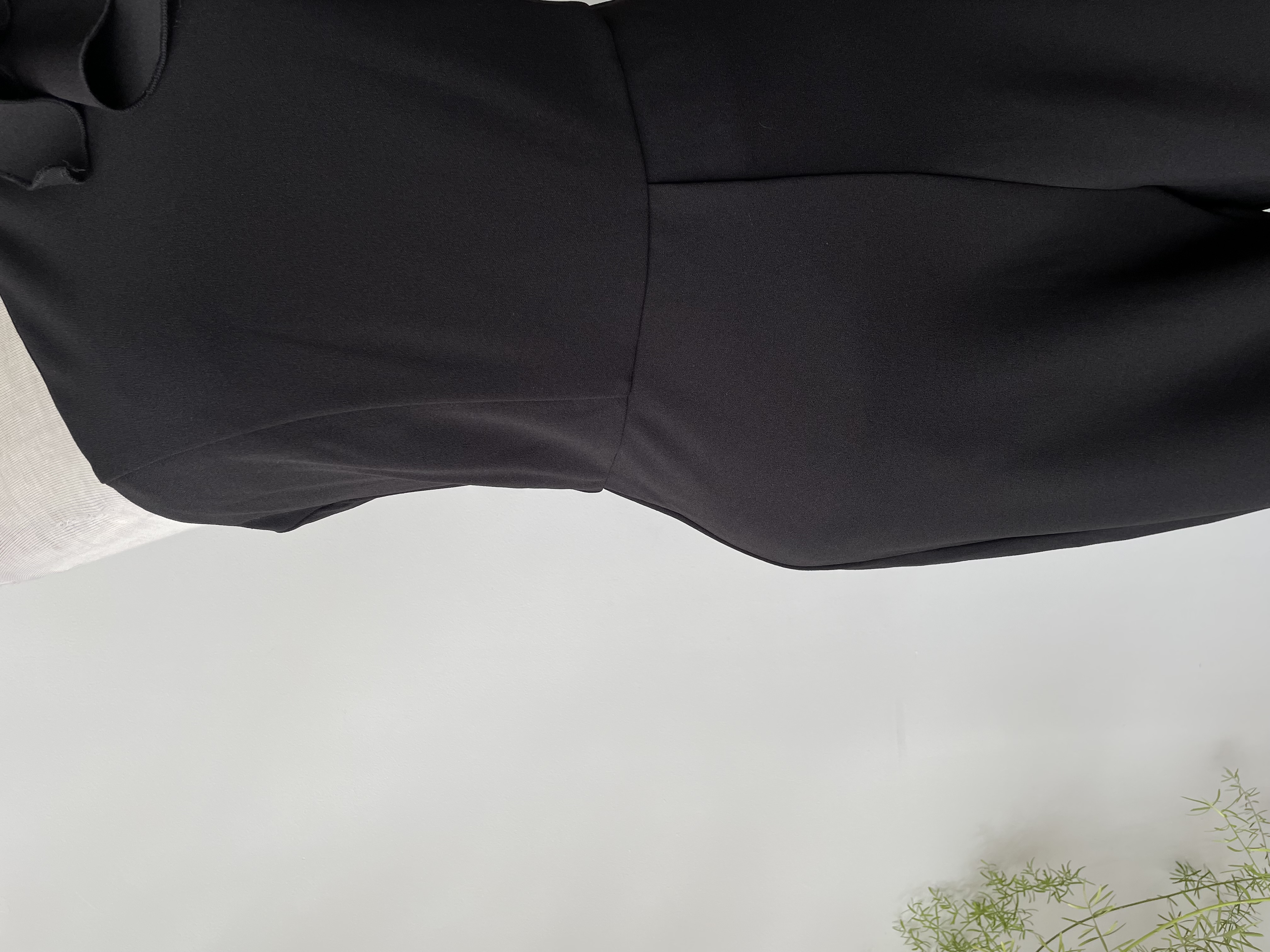 Enterito negro asimétrico. Talla: M 4