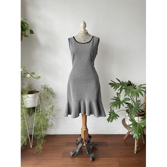 Vestido b/n. Talla: M