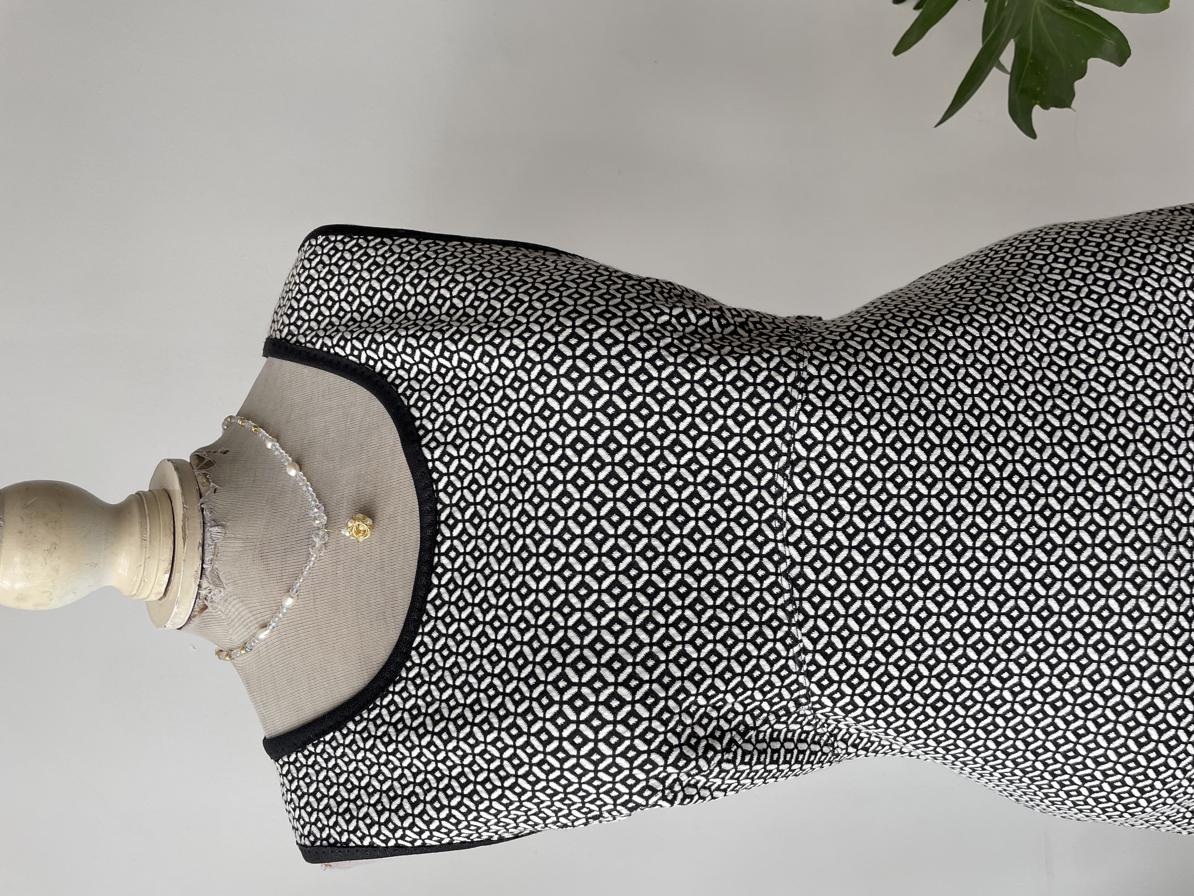 Vestido b/n. Talla: M 3