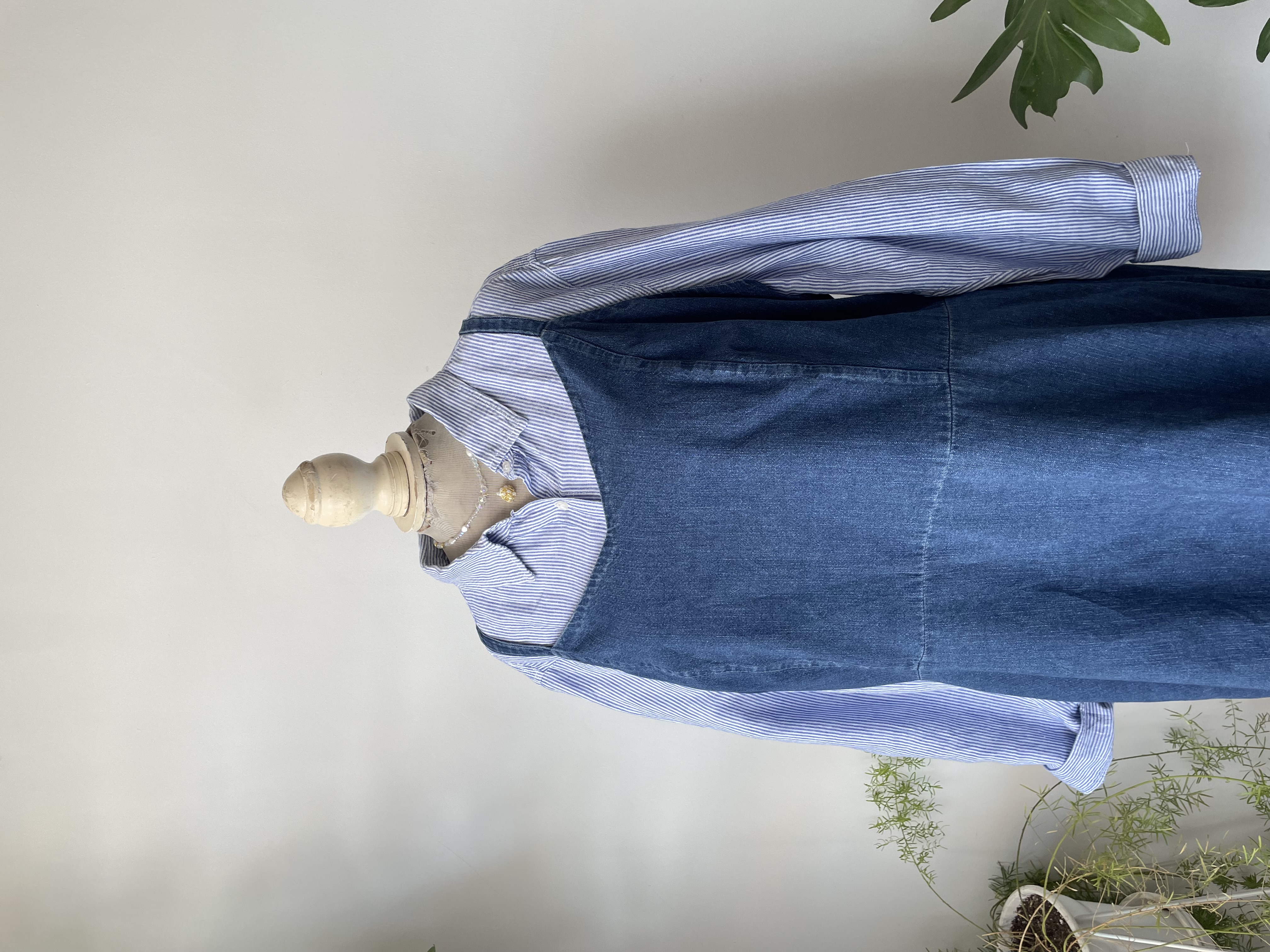 Vestido denim. Talla: 2XL 2