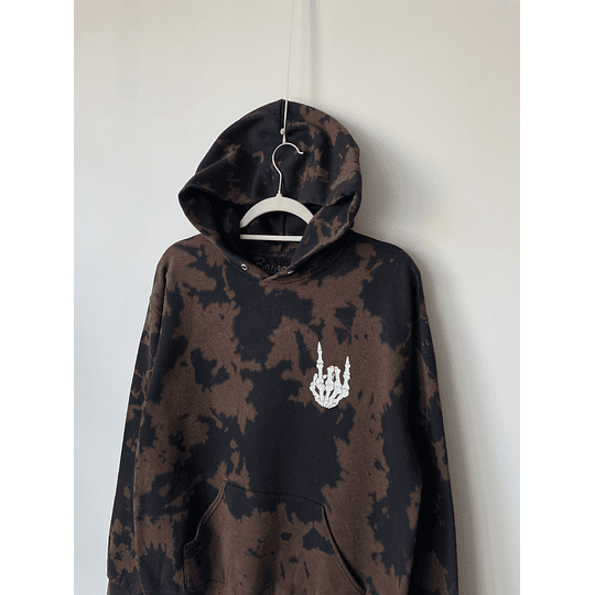 Poleron tie dye. Talla: S hombro M mujer