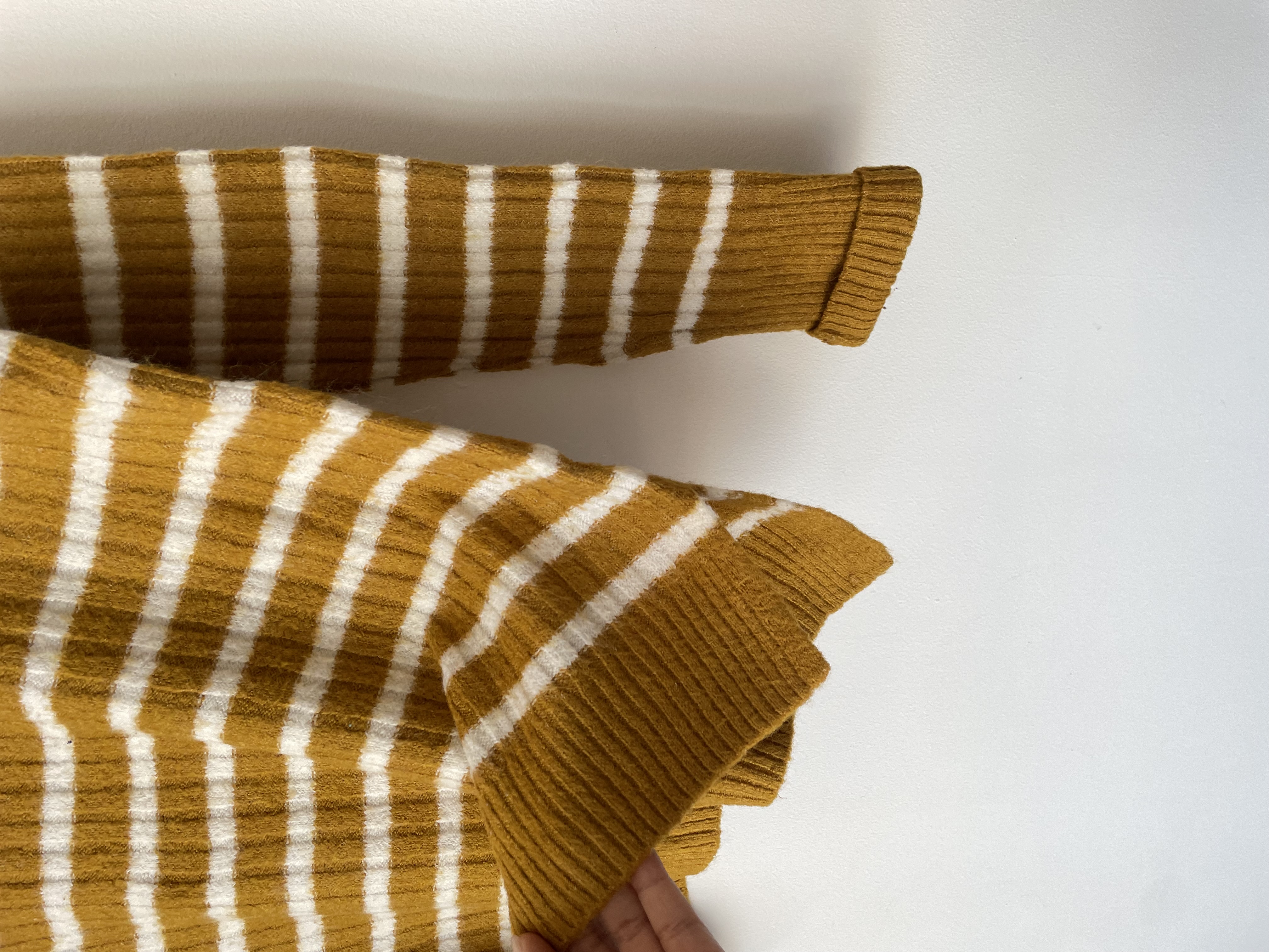 Sweater rayado. Talla. M 2