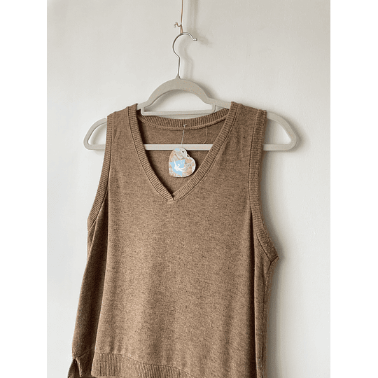 Vest camel. Talla: M