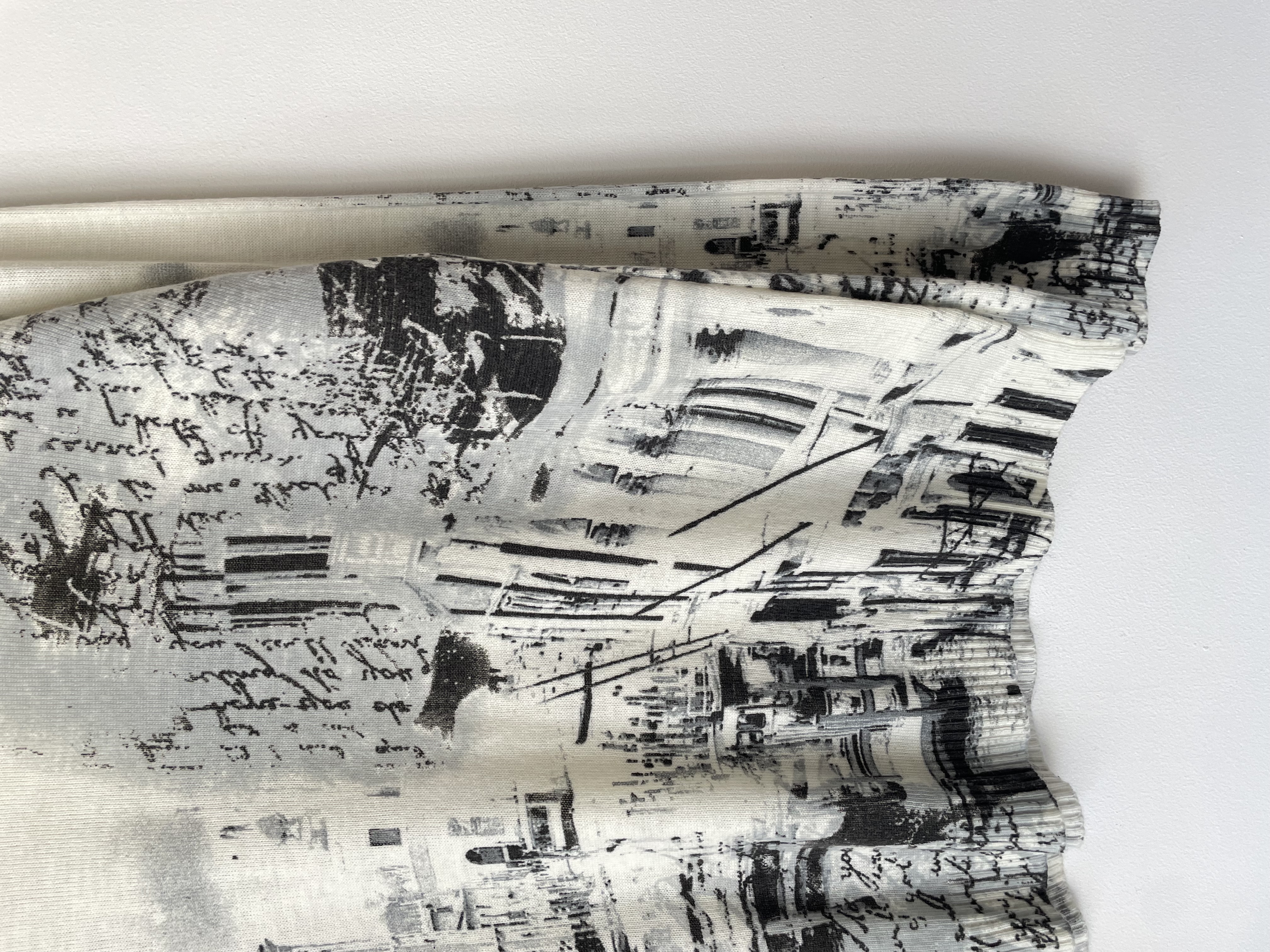 Sweater Europa. Talla: M 3