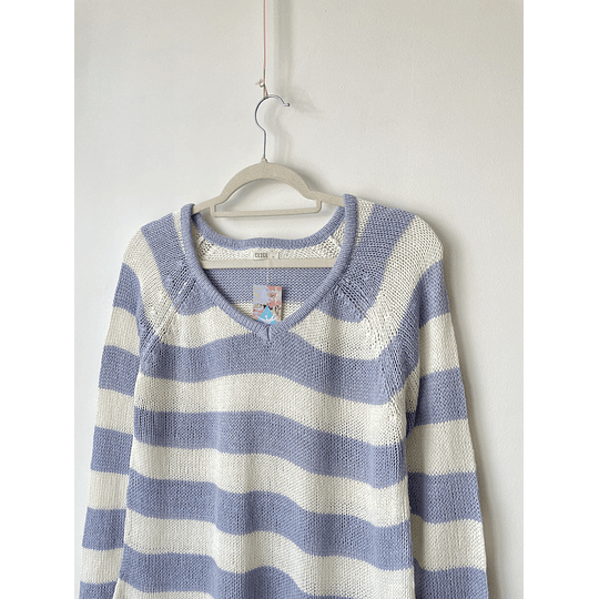 Sweater rayas celeste. Talla: xL