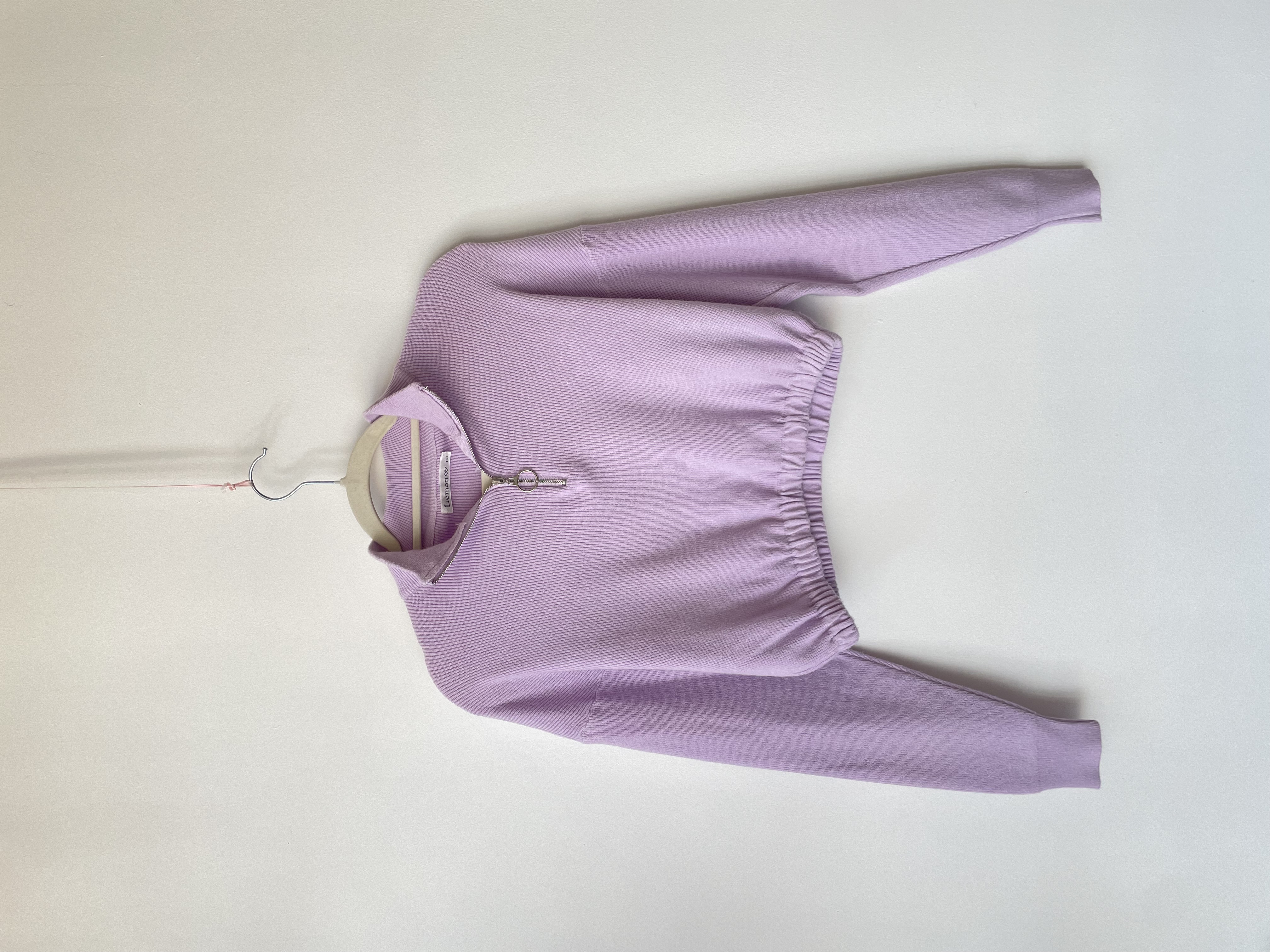Crop lila . Talla: S 1