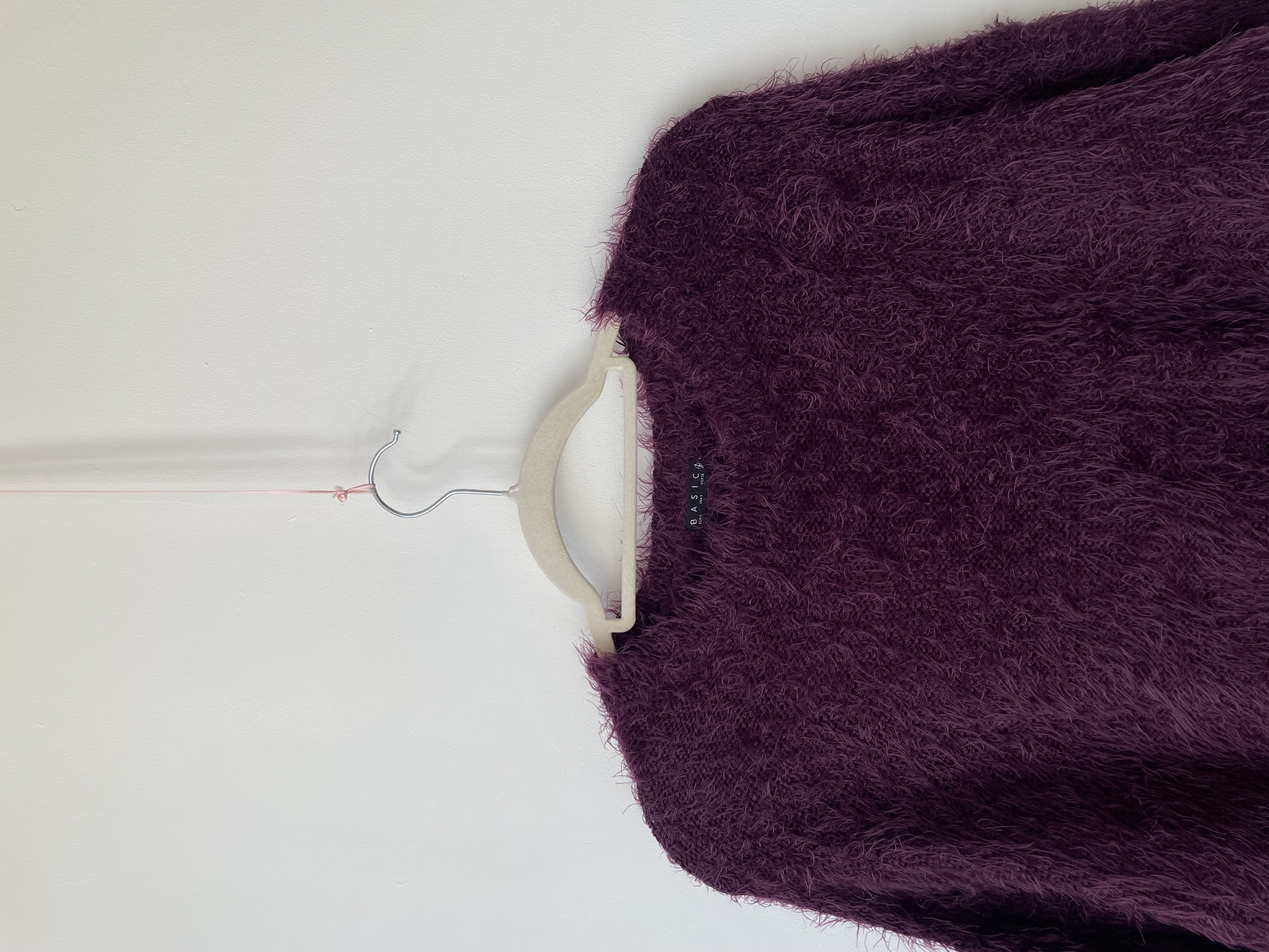 Sweater morado. Talla: S oversized 2
