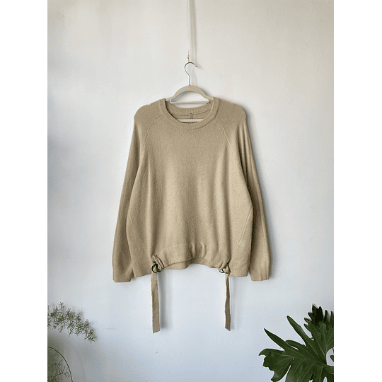 Sweater hebillas. Talla: M/L